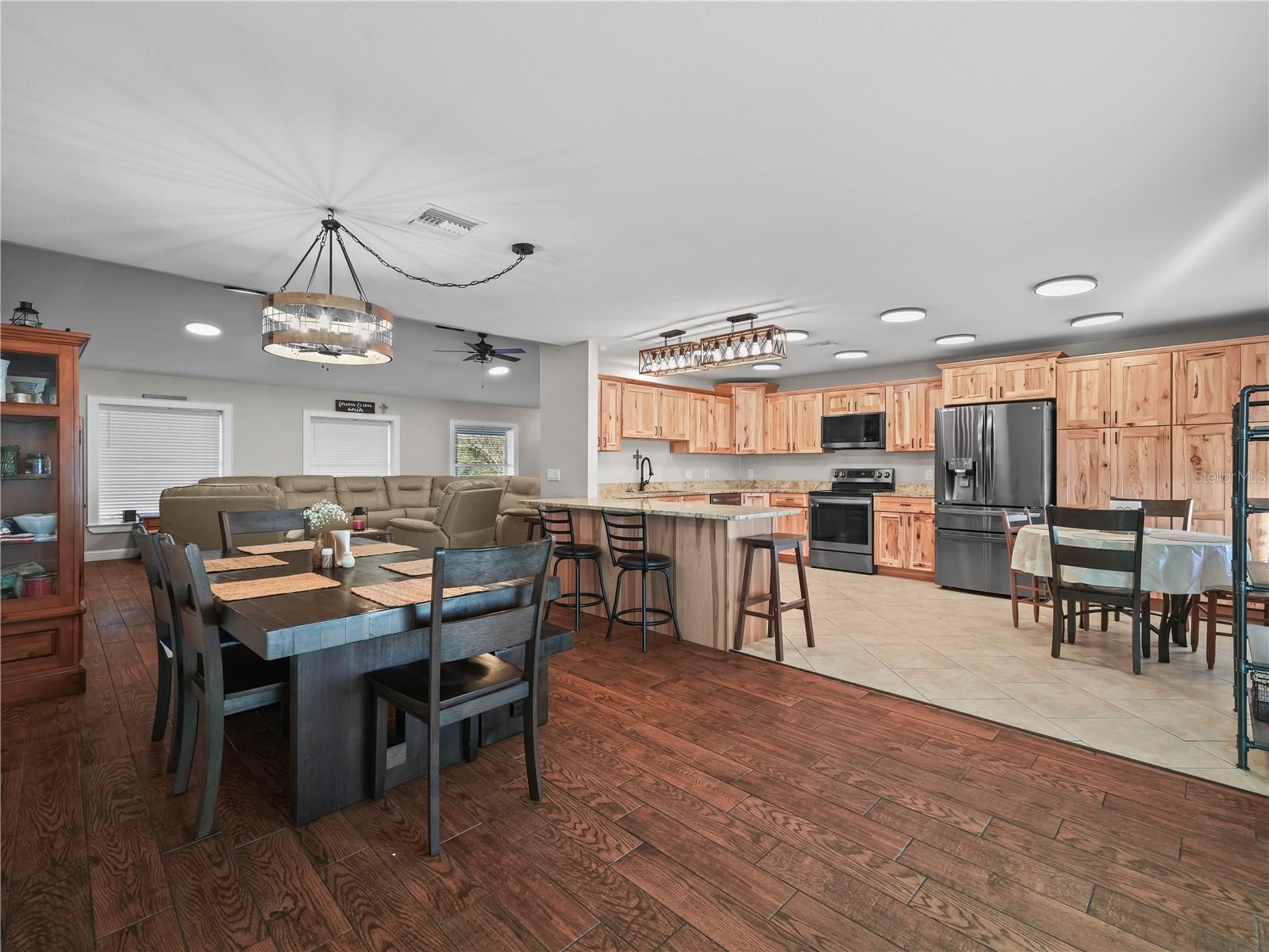 Image 10 of 47 For 124 Pangola Drive