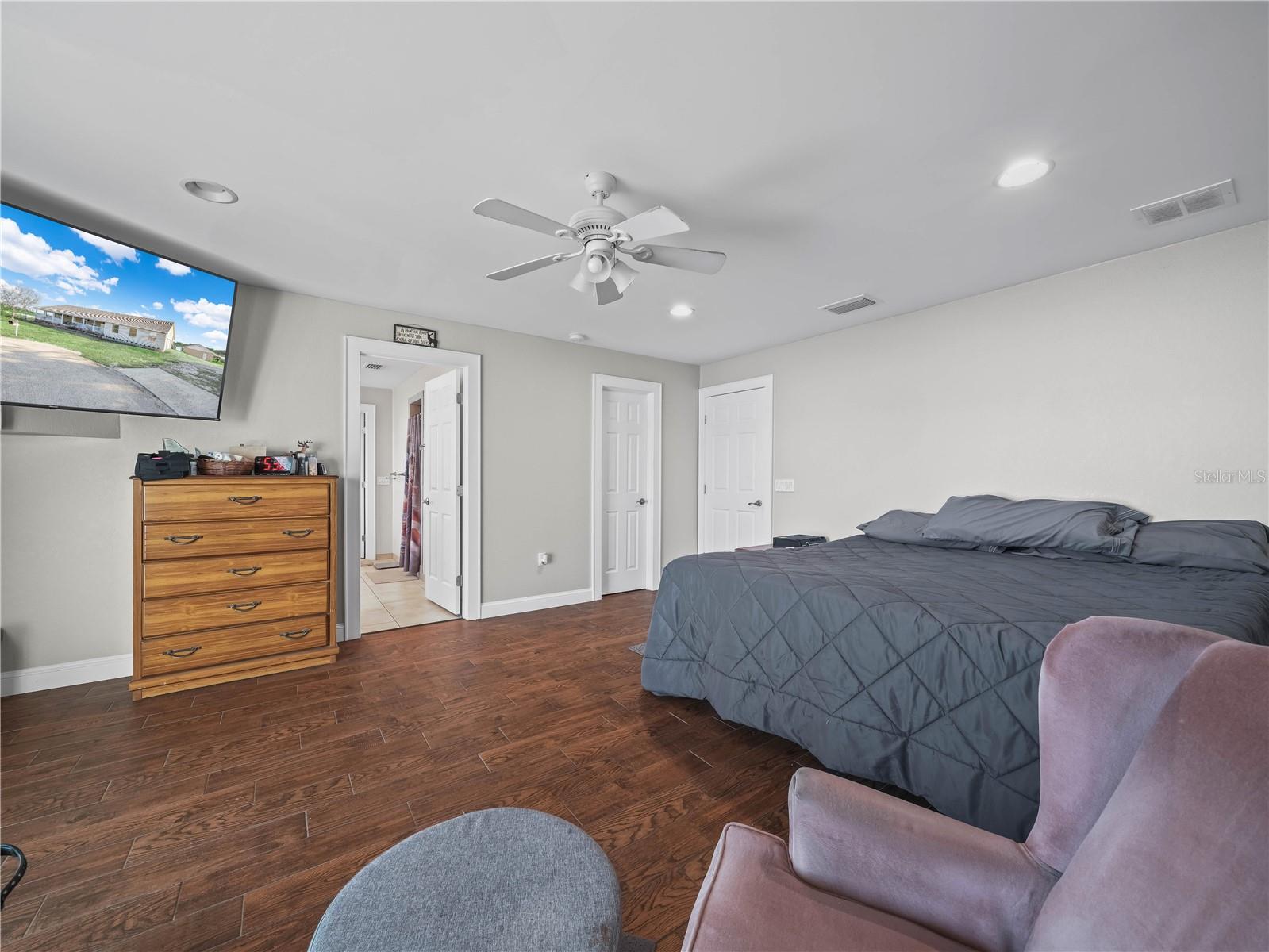 Image 13 of 47 For 124 Pangola Drive