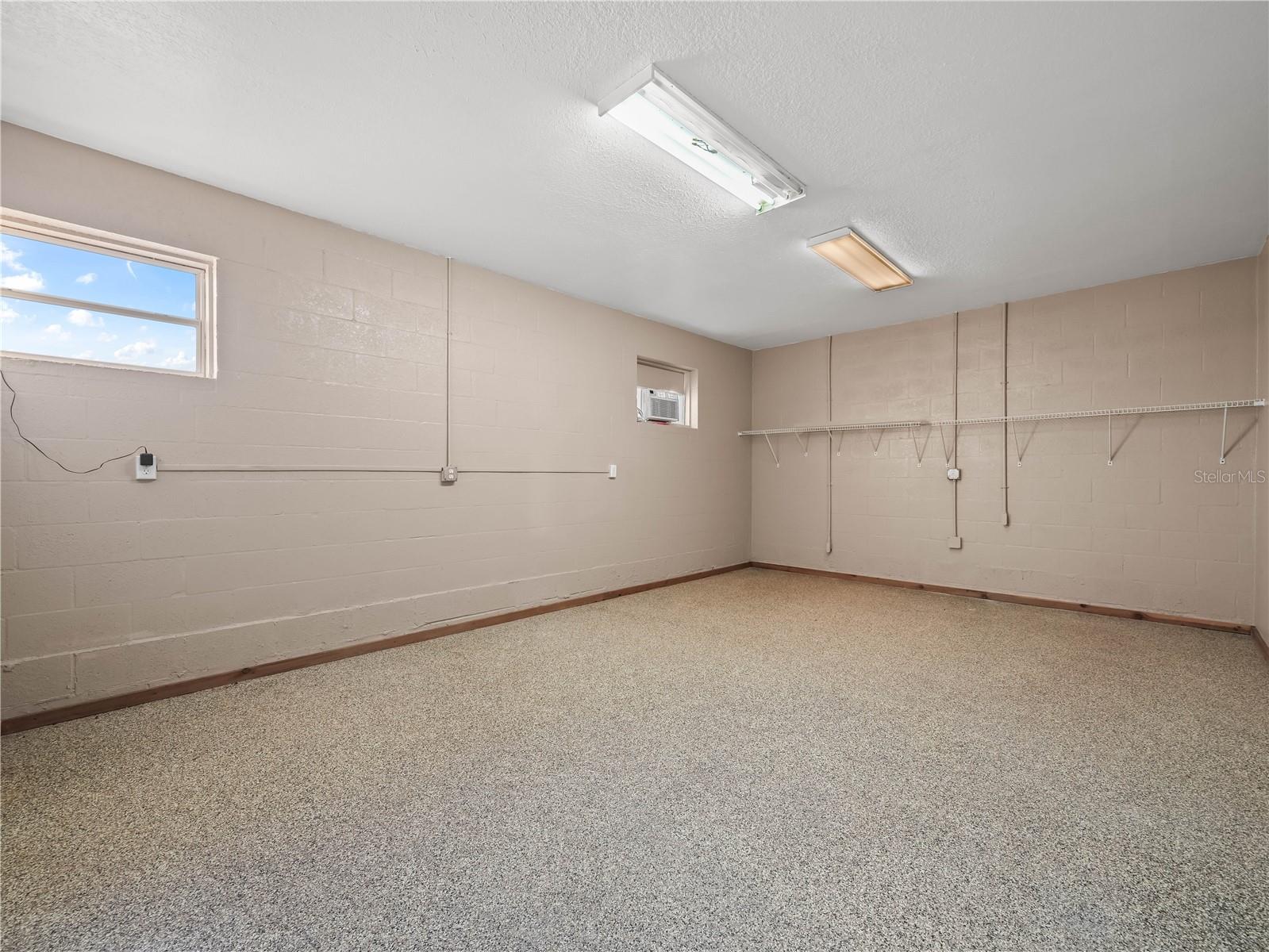 Image 28 of 47 For 124 Pangola Drive