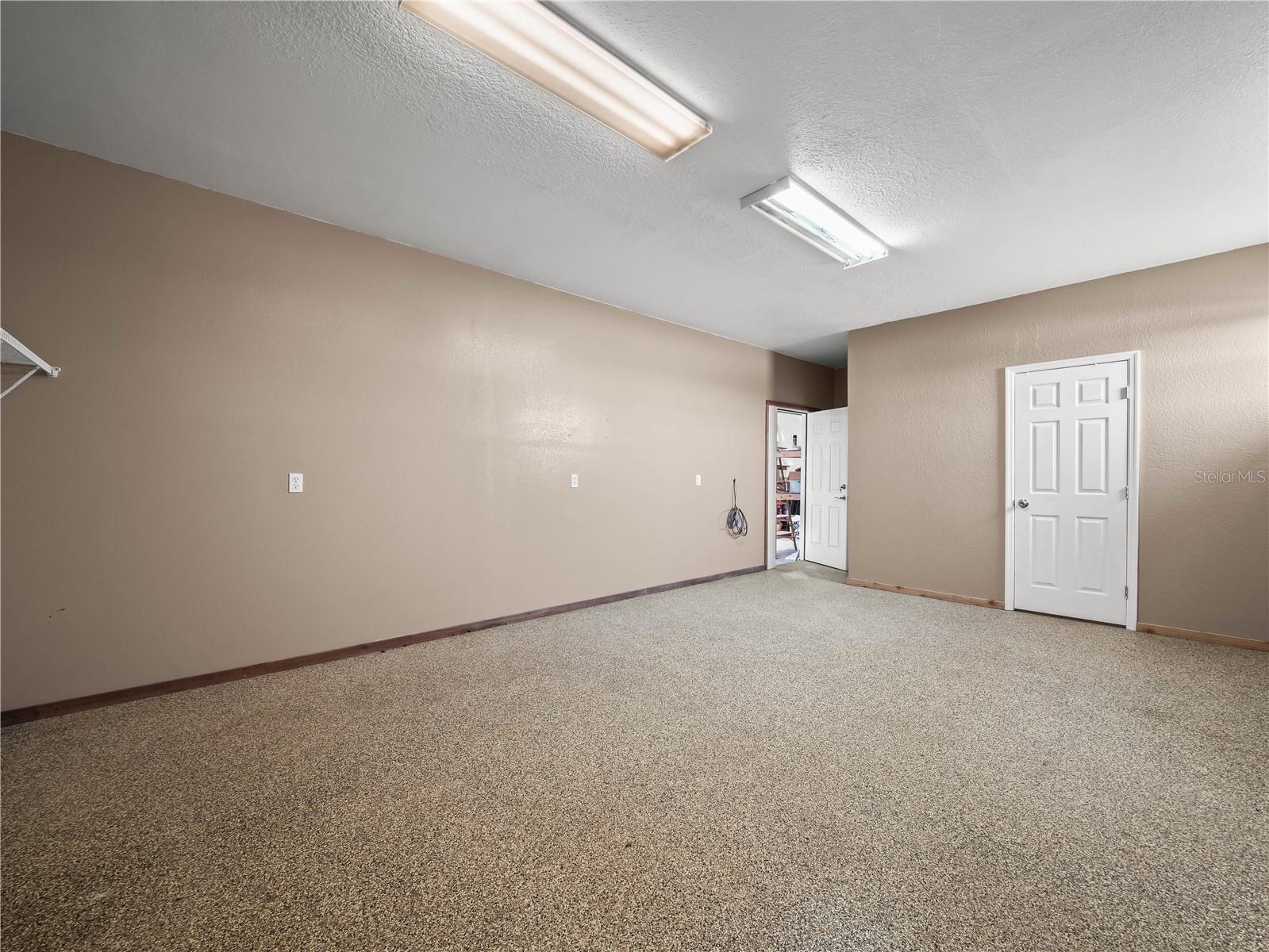 Image 29 of 47 For 124 Pangola Drive