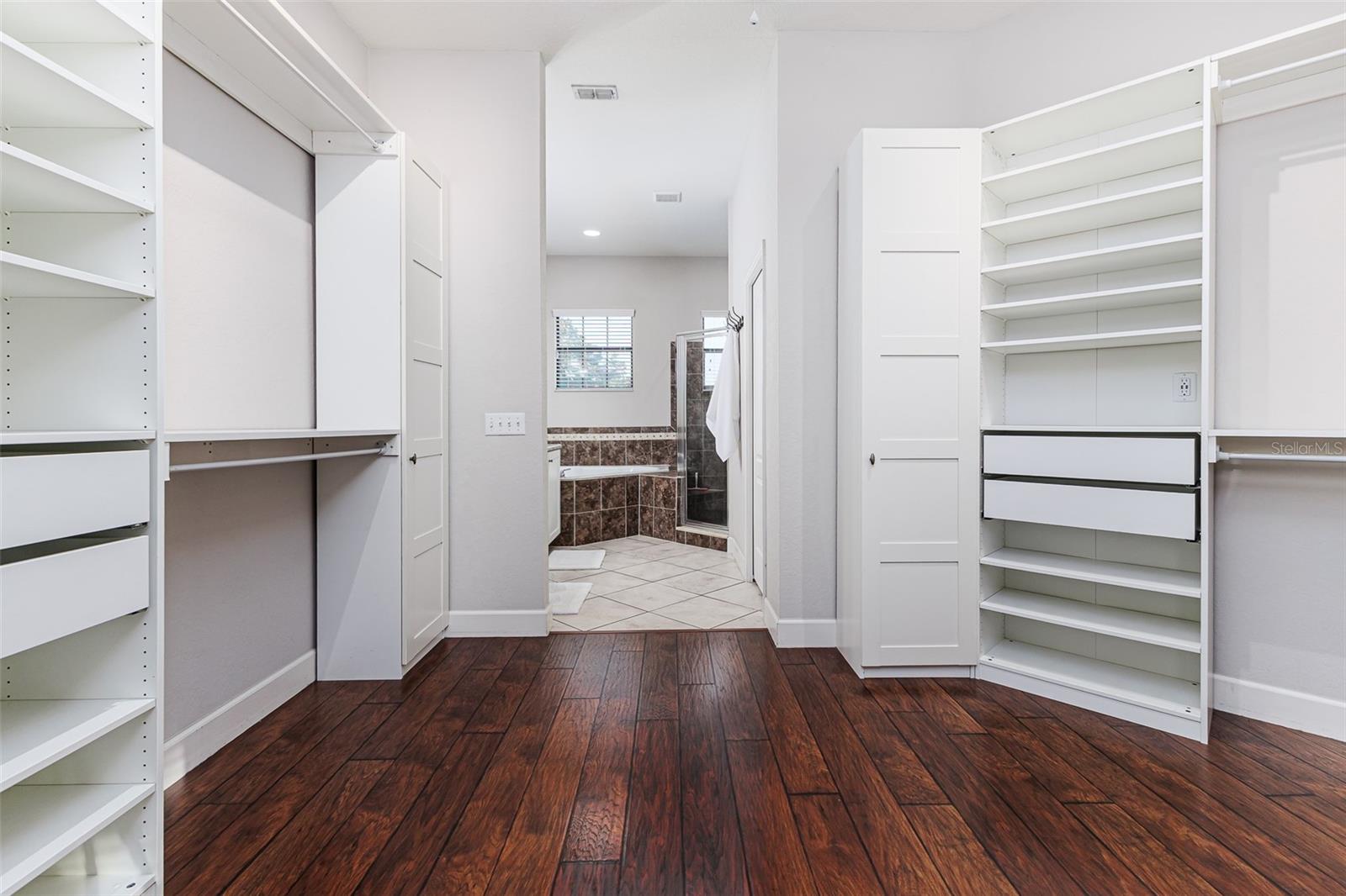 Image 20 of 47 For 1455 Silver Leaf Drive