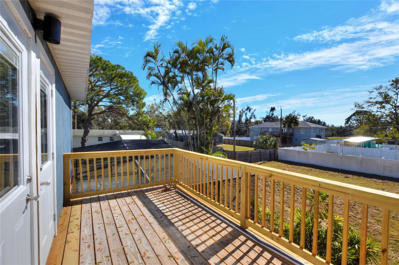 Image 18 of 66 For 400 Patica Road Ne