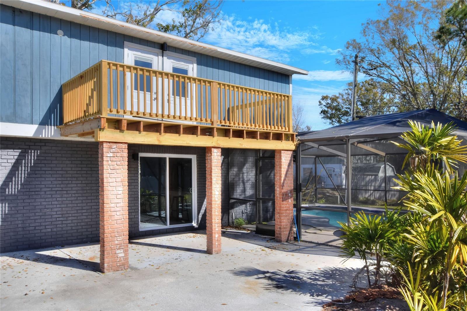 Image 44 of 66 For 400 Patica Road Ne