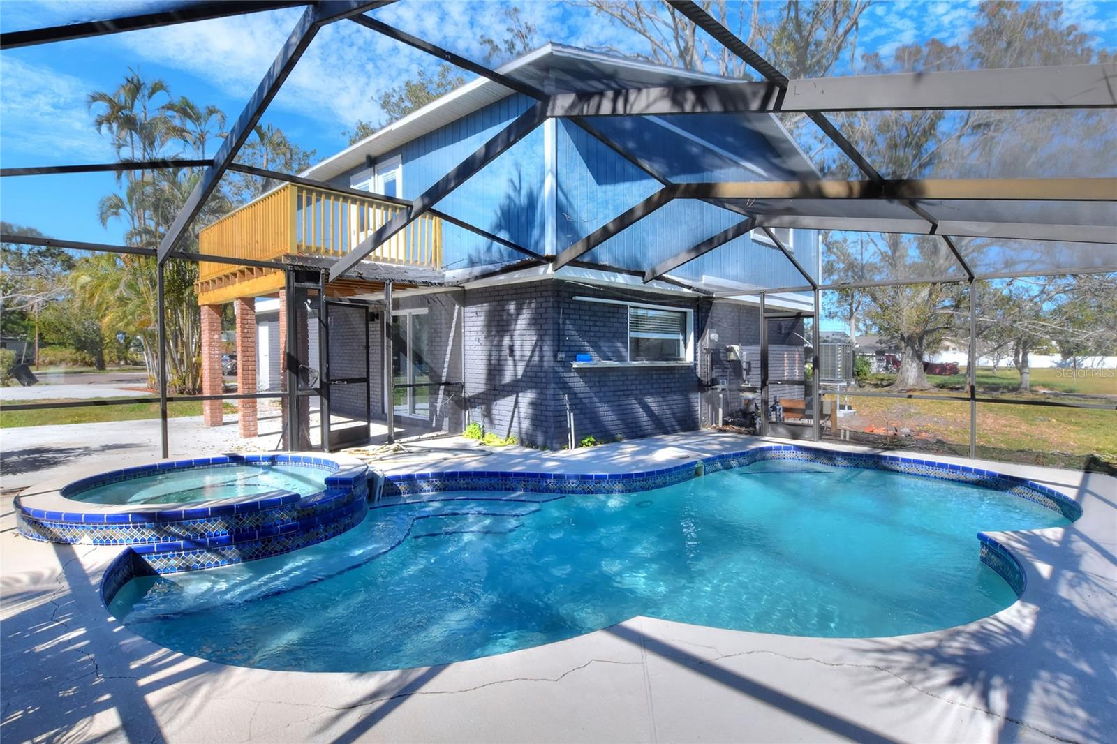 Image 5 of 66 For 400 Patica Road Ne