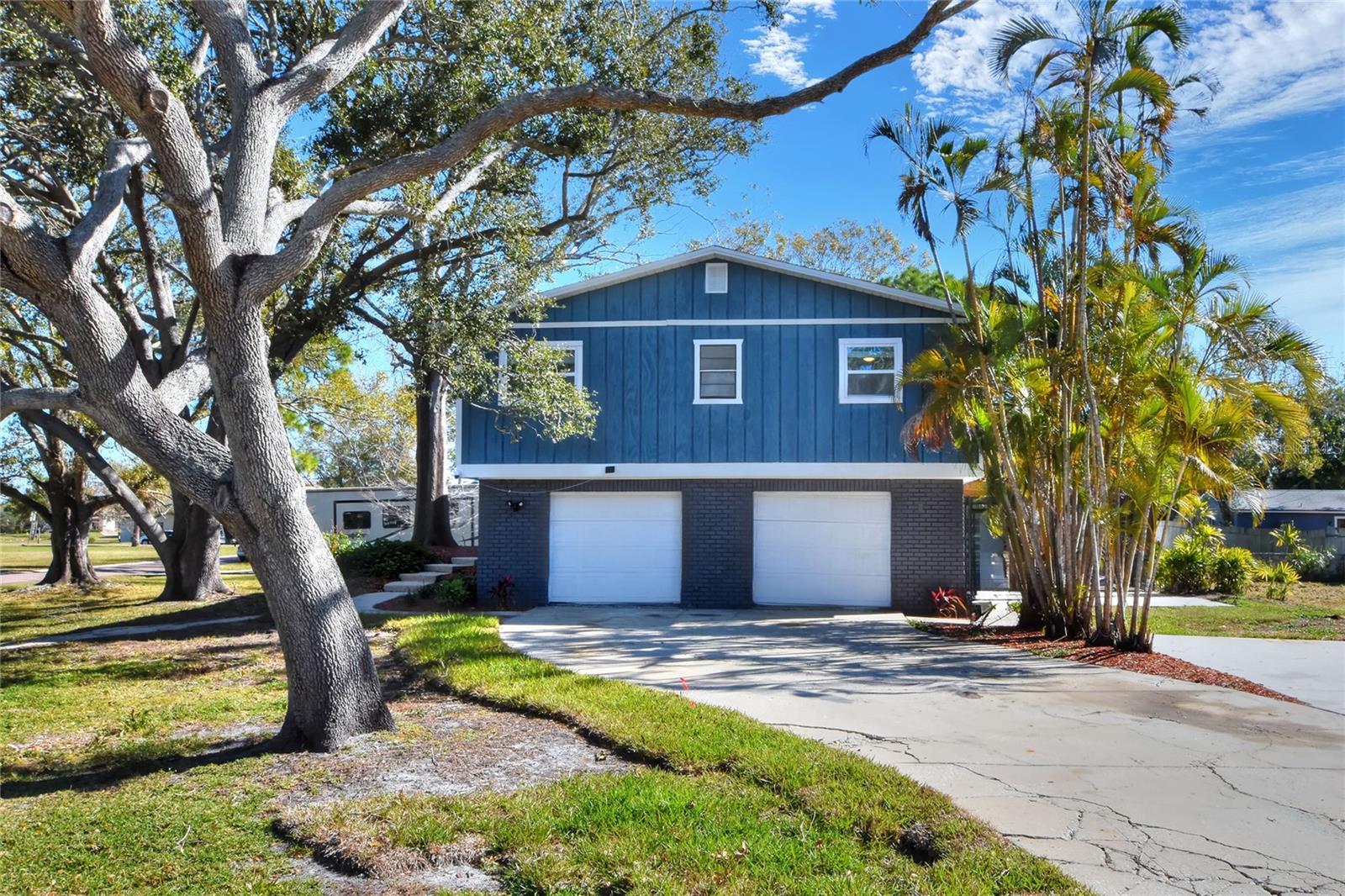 Image 54 of 66 For 400 Patica Road Ne