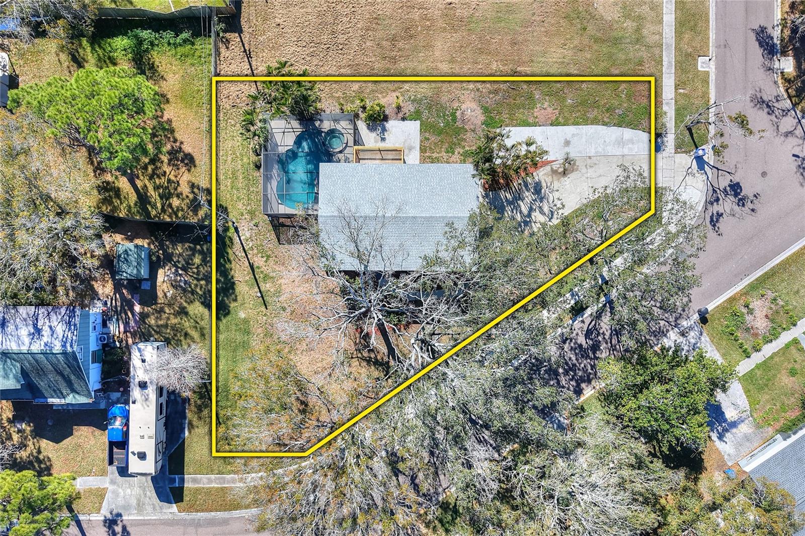 Image 58 of 66 For 400 Patica Road Ne