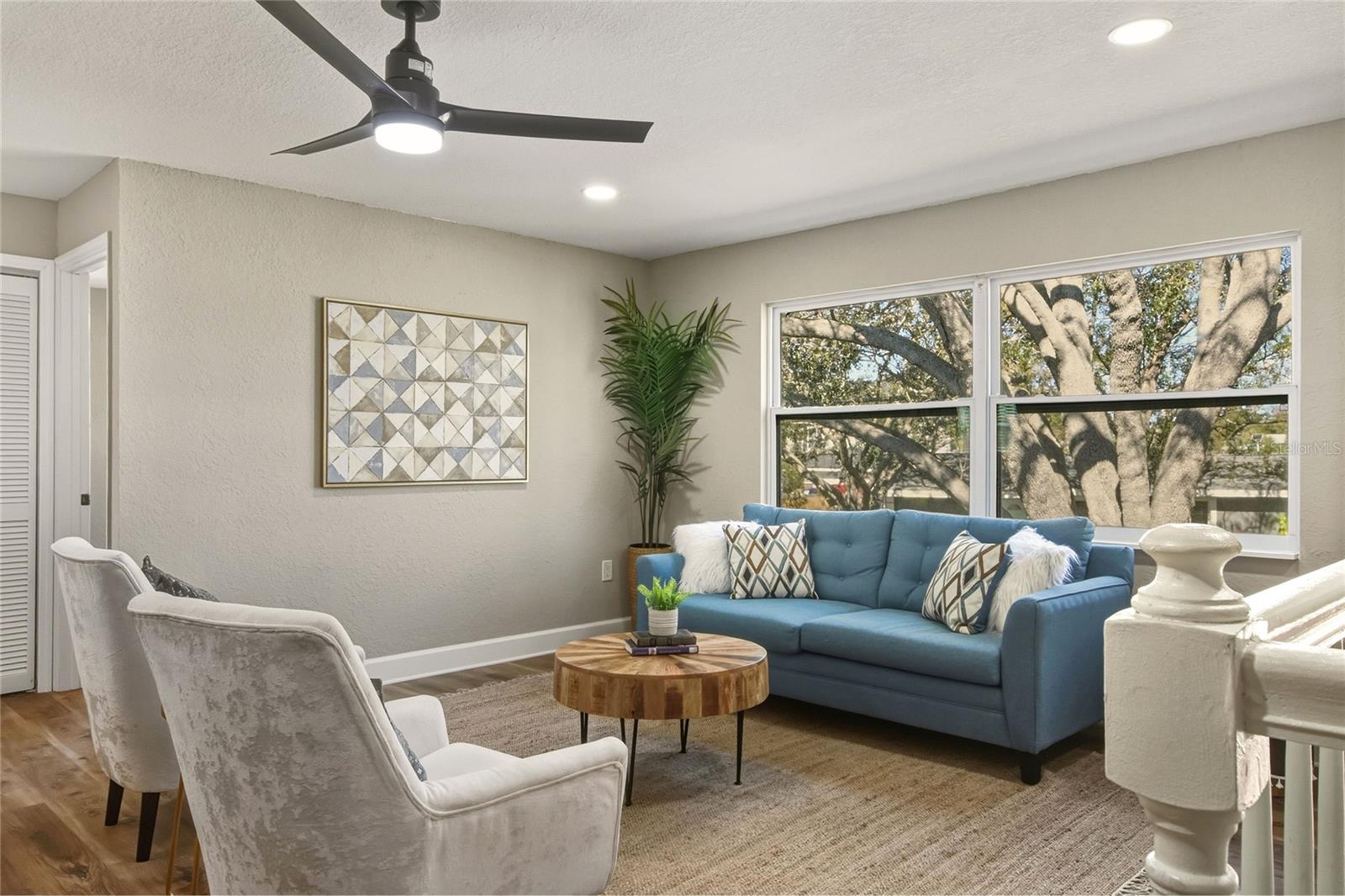 Image 9 of 66 For 400 Patica Road Ne