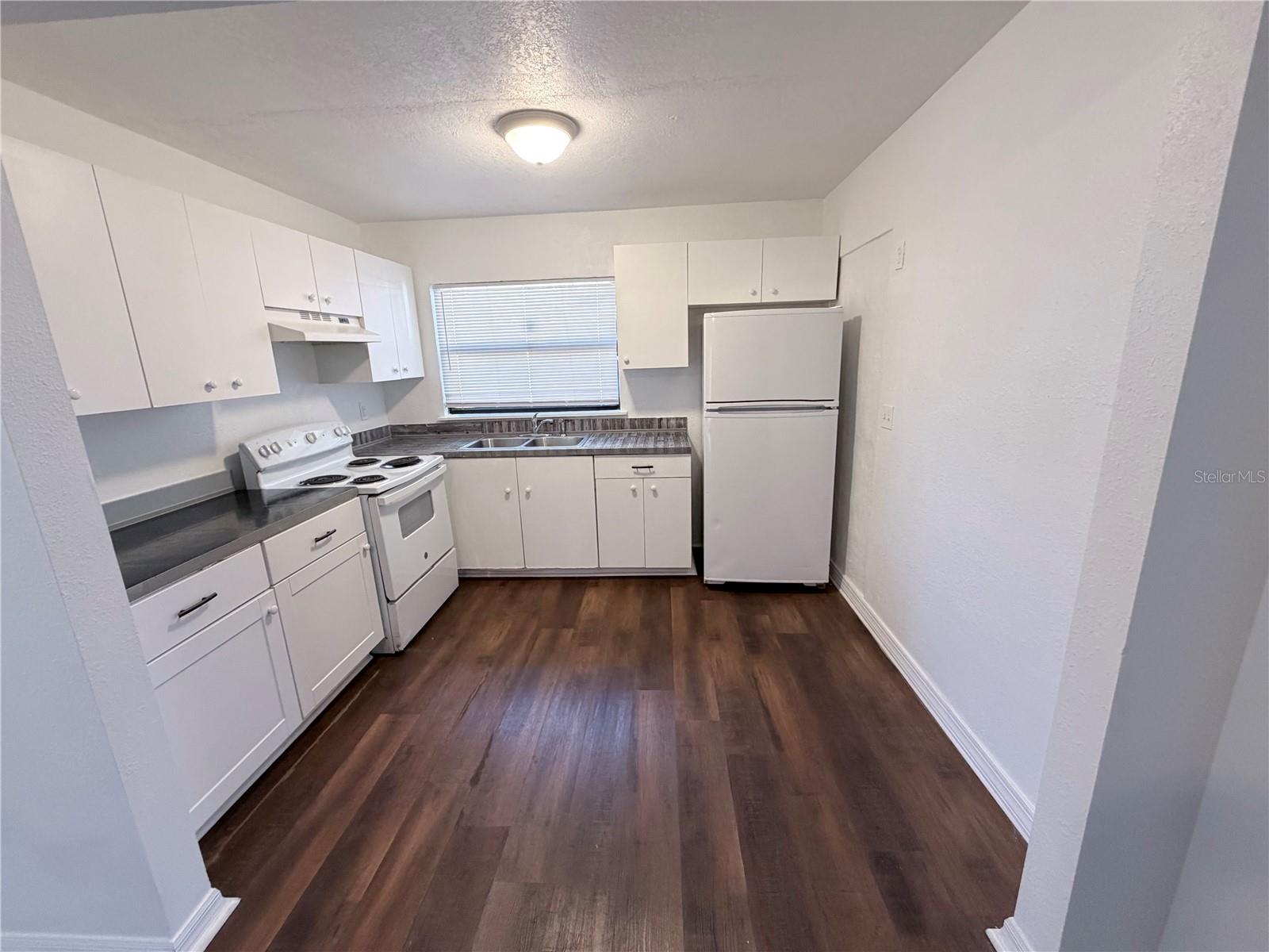 Image 7 of 15 For 2240 Jungle Street