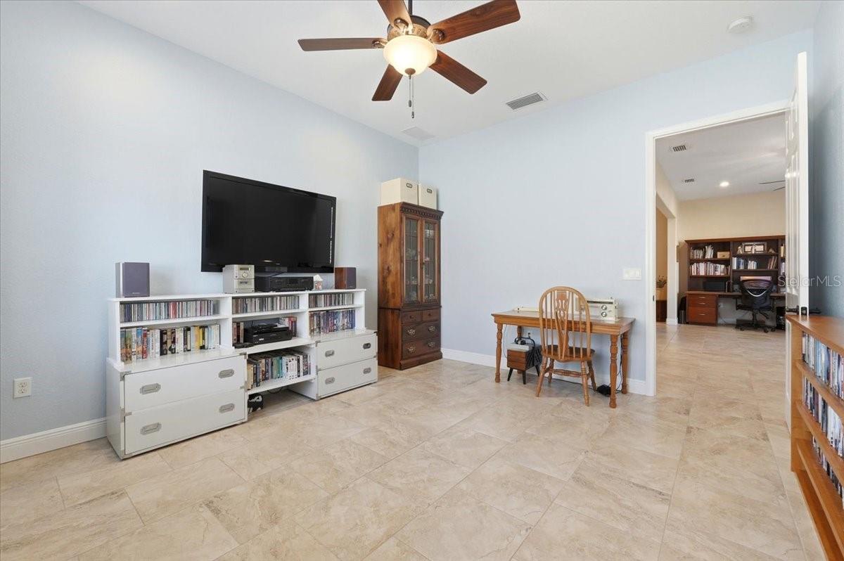 Image 25 of 48 For 719 Teaberry Trail