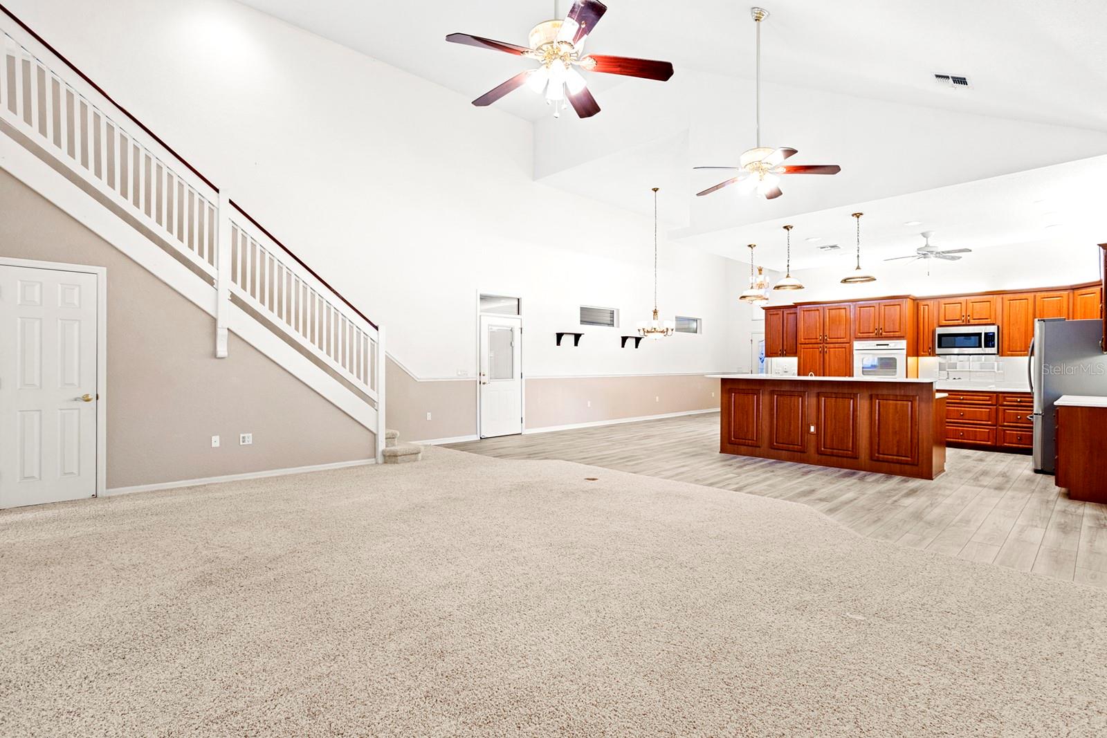 Image 16 of 66 For 1075 Motorcoach Drive