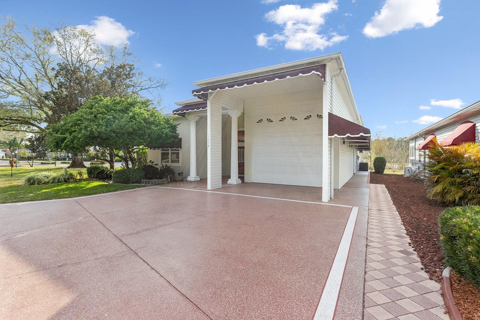 Image 2 of 66 For 1075 Motorcoach Drive