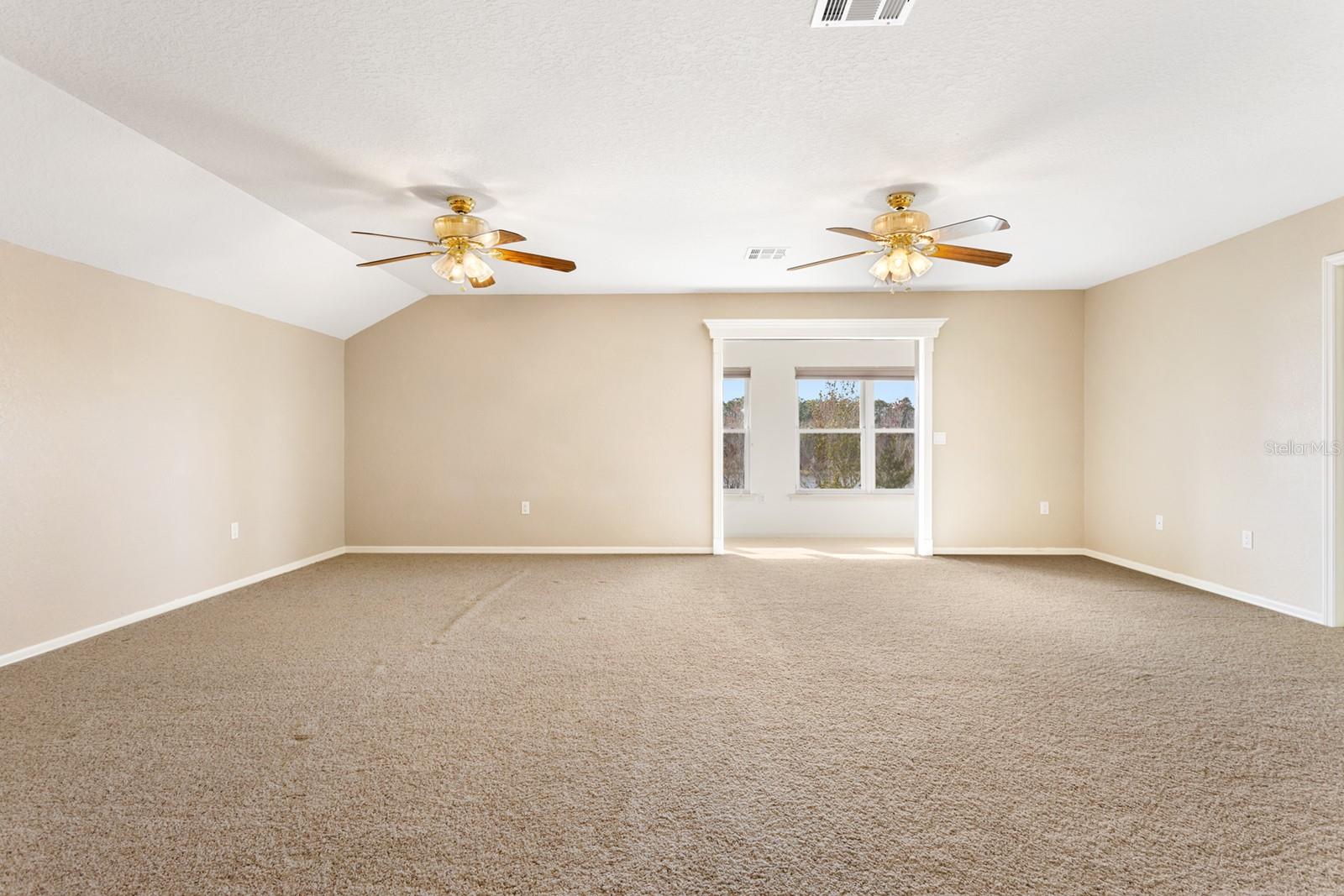 Image 29 of 66 For 1075 Motorcoach Drive