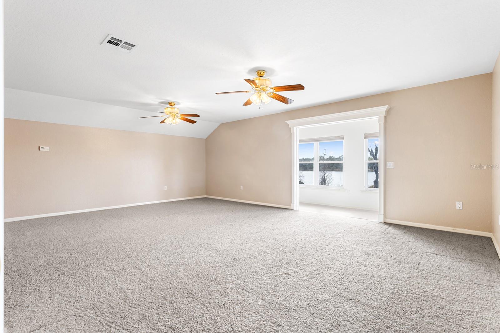 Image 30 of 66 For 1075 Motorcoach Drive