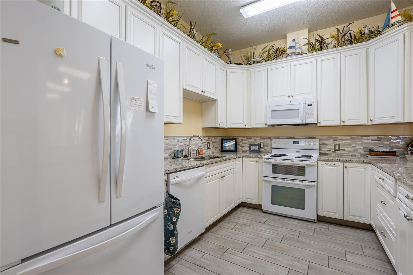 Image 51 of 66 For 1075 Motorcoach Drive