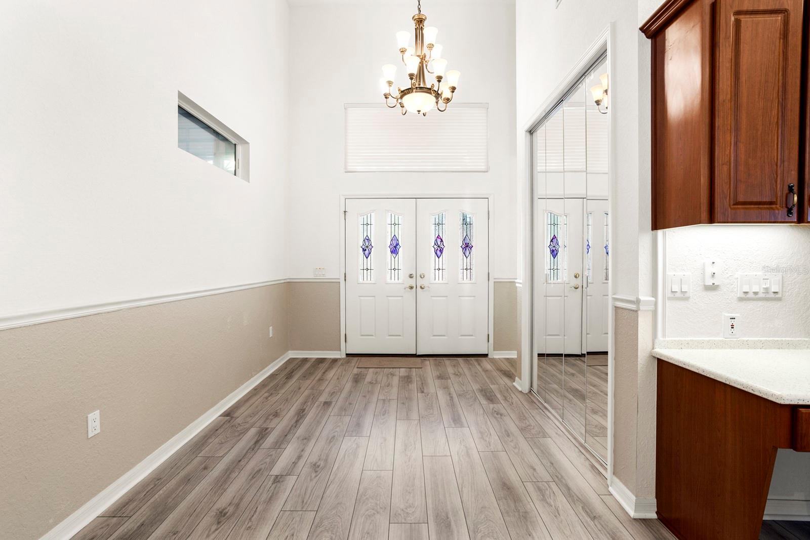 Image 6 of 66 For 1075 Motorcoach Drive