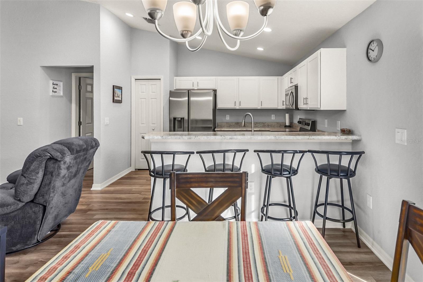 Image 12 of 26 For 859 Orleans Drive