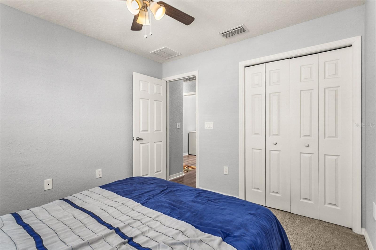 Image 17 of 26 For 859 Orleans Drive