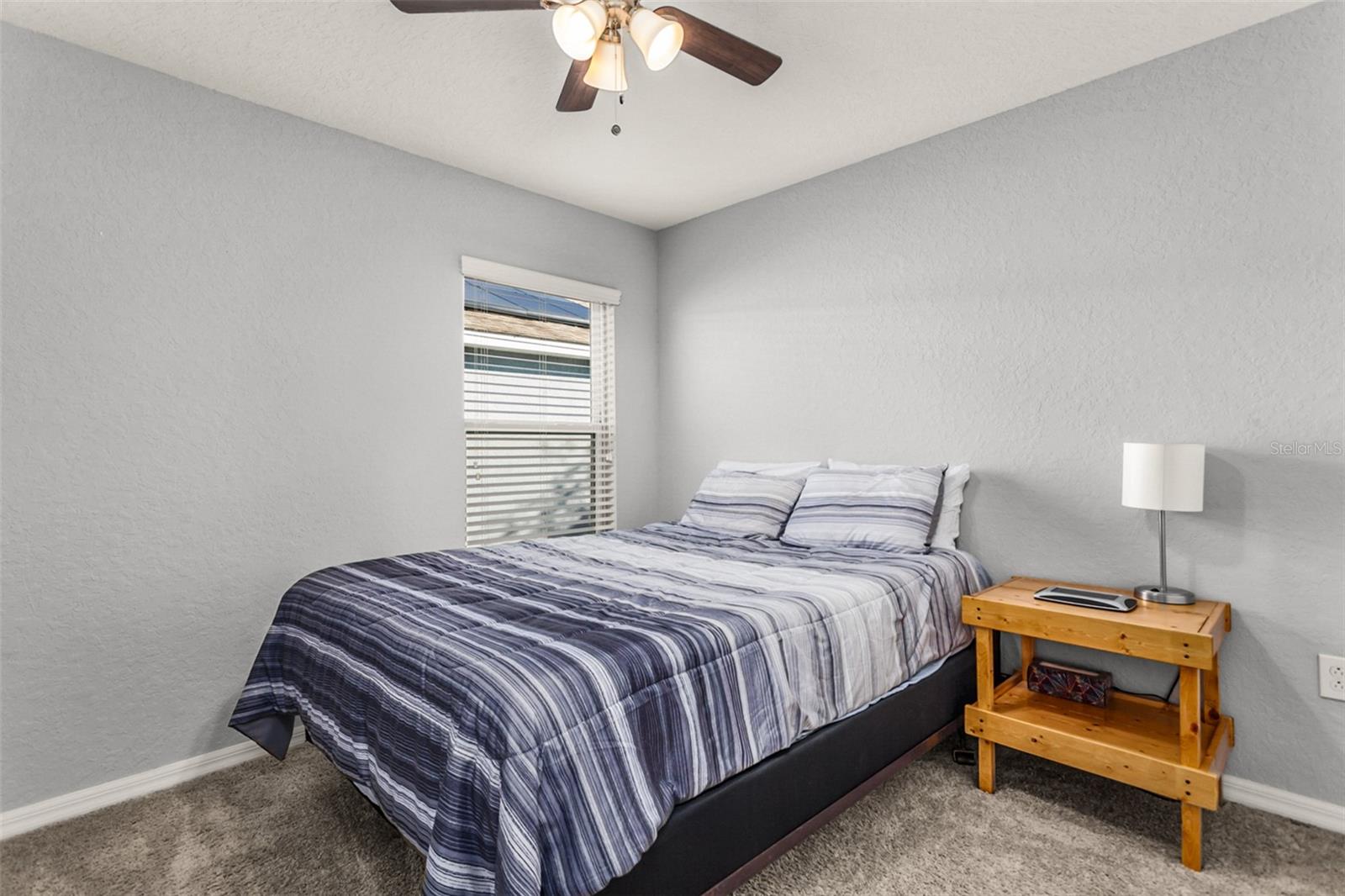 Image 18 of 26 For 859 Orleans Drive