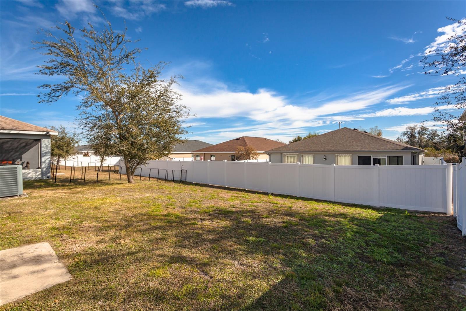 Image 3 of 26 For 859 Orleans Drive