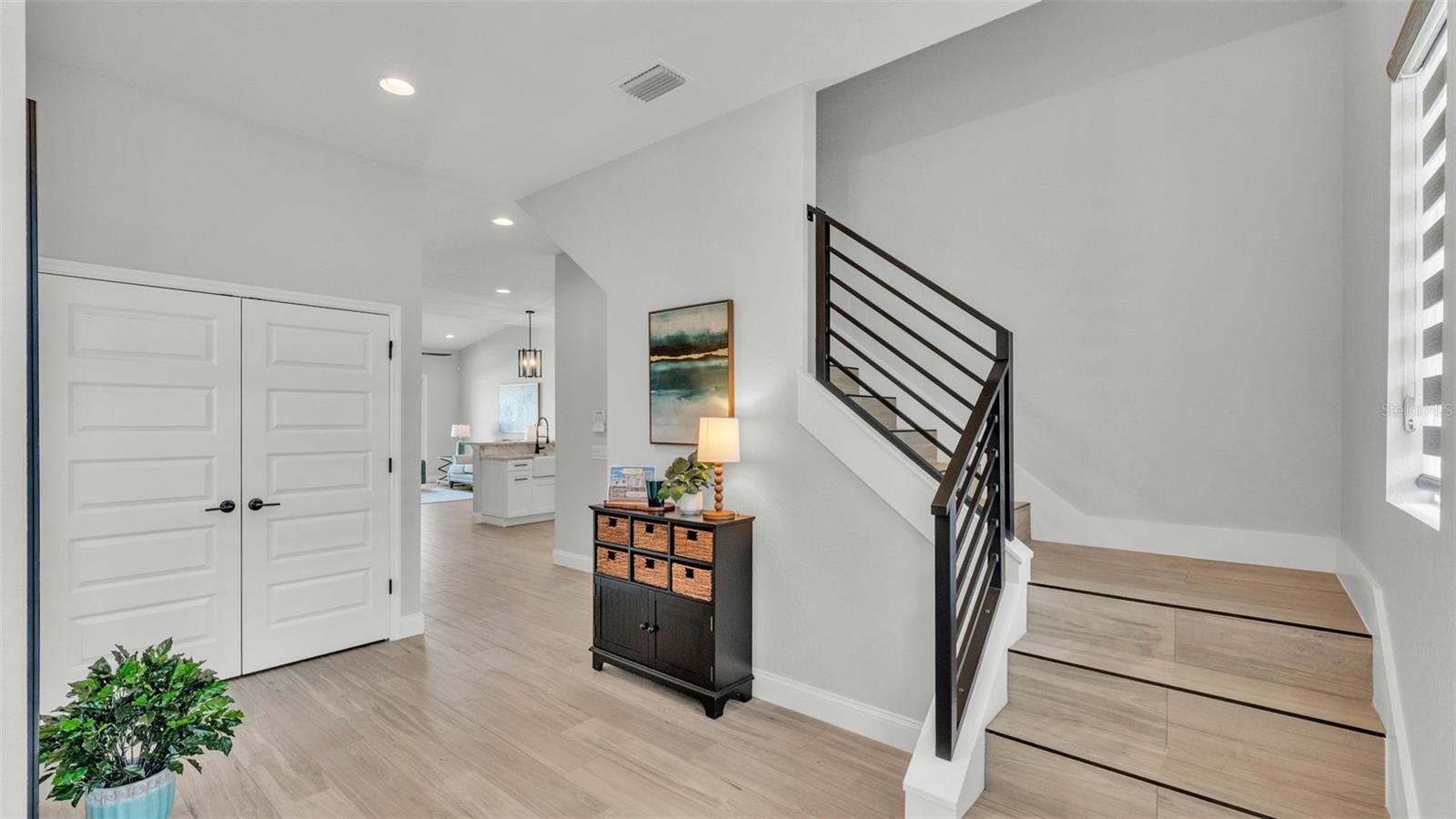 Image 4 of 46 For 1178 Windjammer Drive