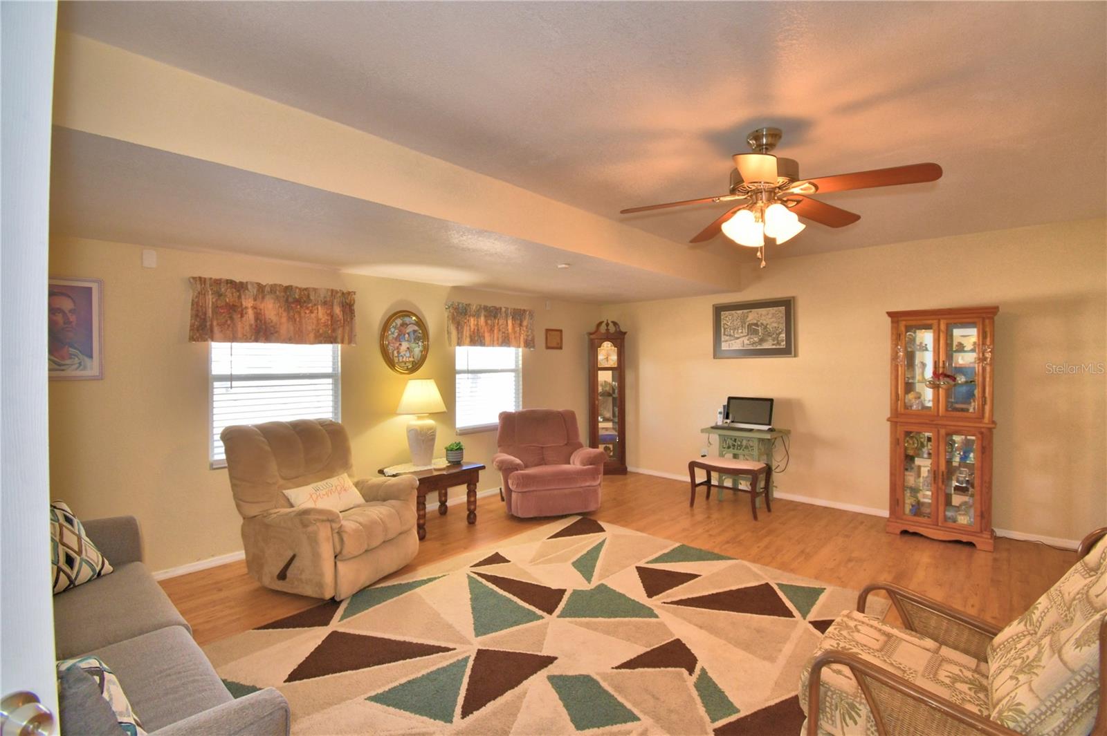 Image 11 of 61 For 2410 Central Avenue