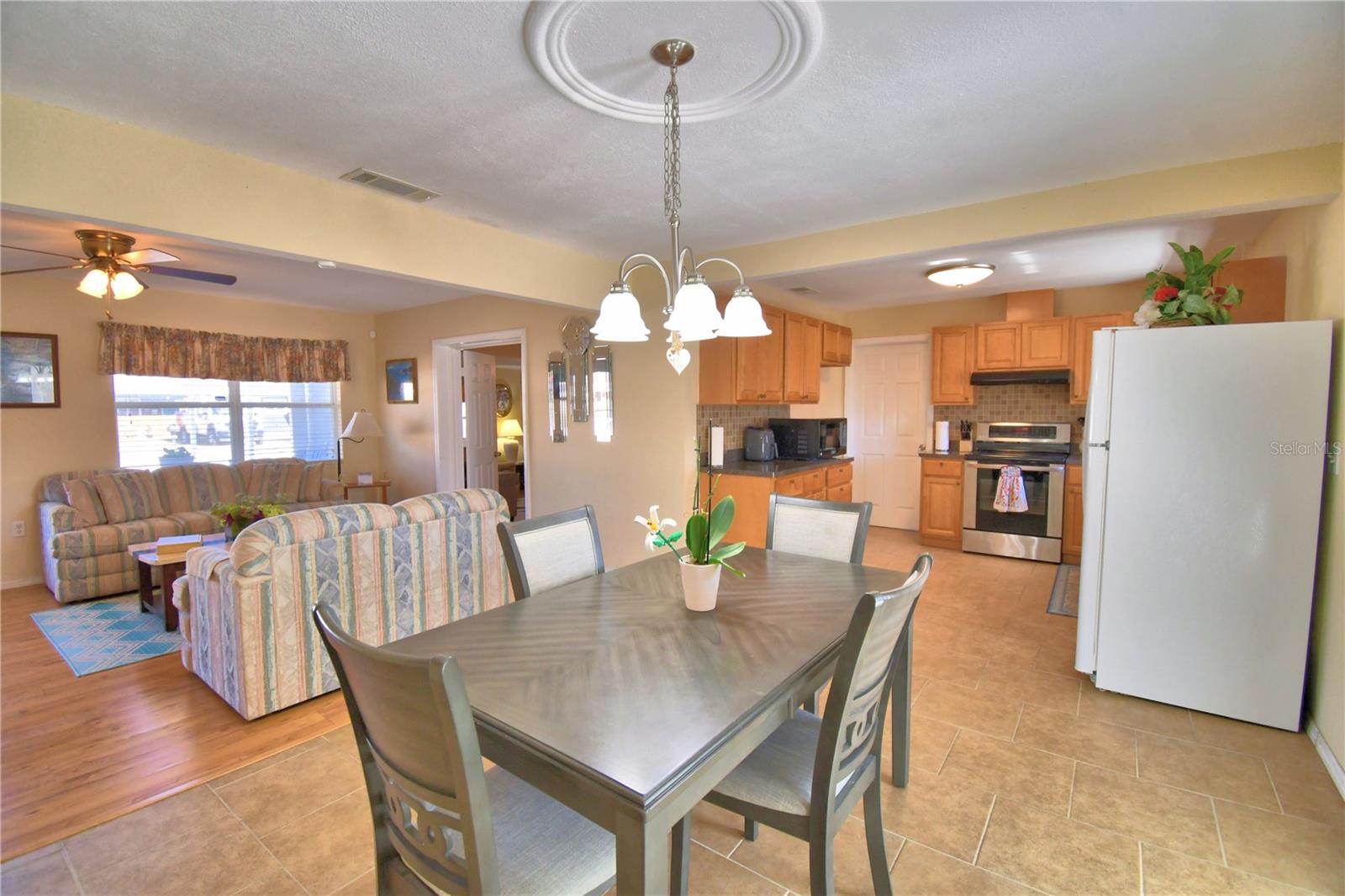 Image 15 of 61 For 2410 Central Avenue