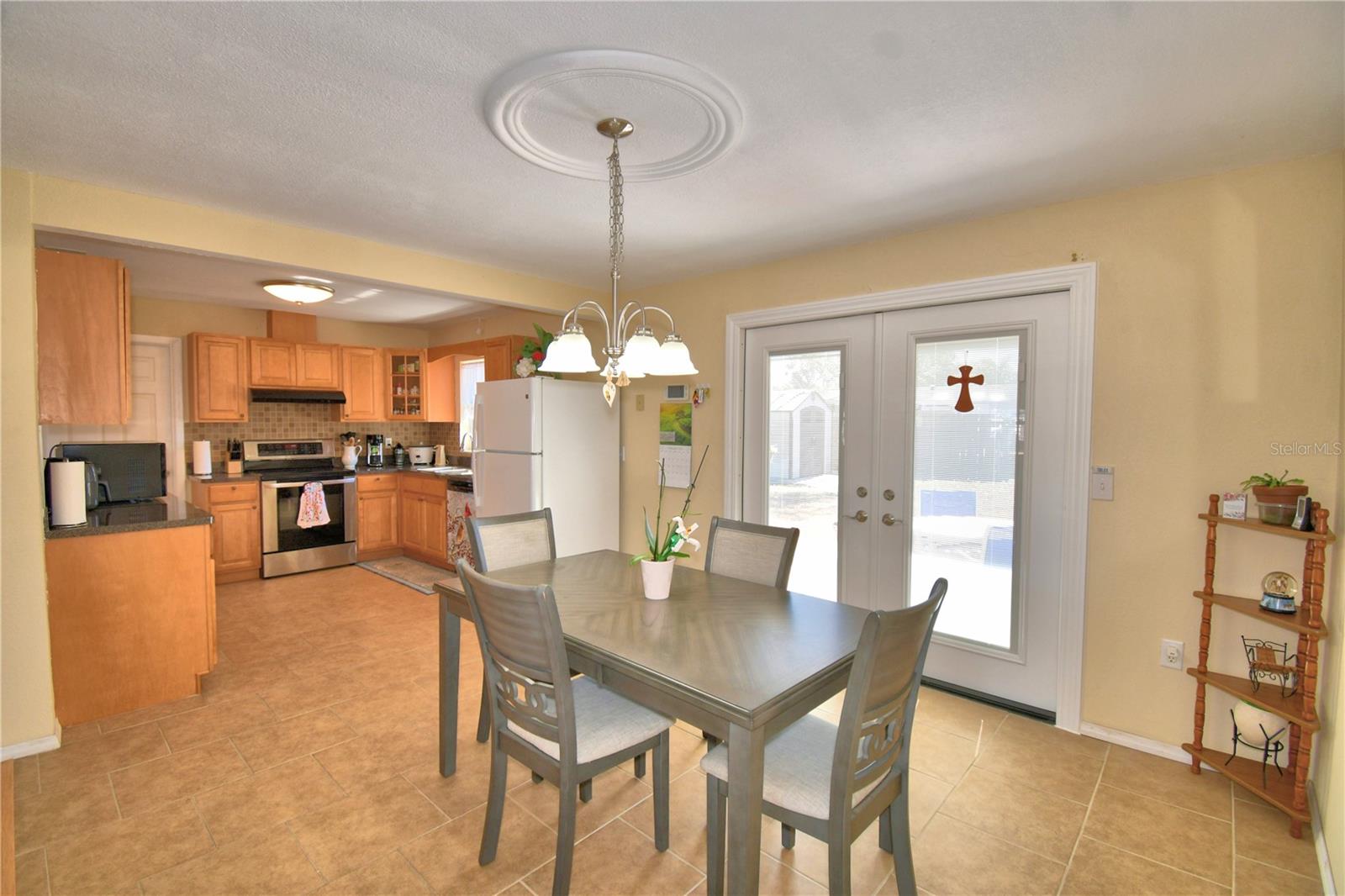 Image 18 of 61 For 2410 Central Avenue