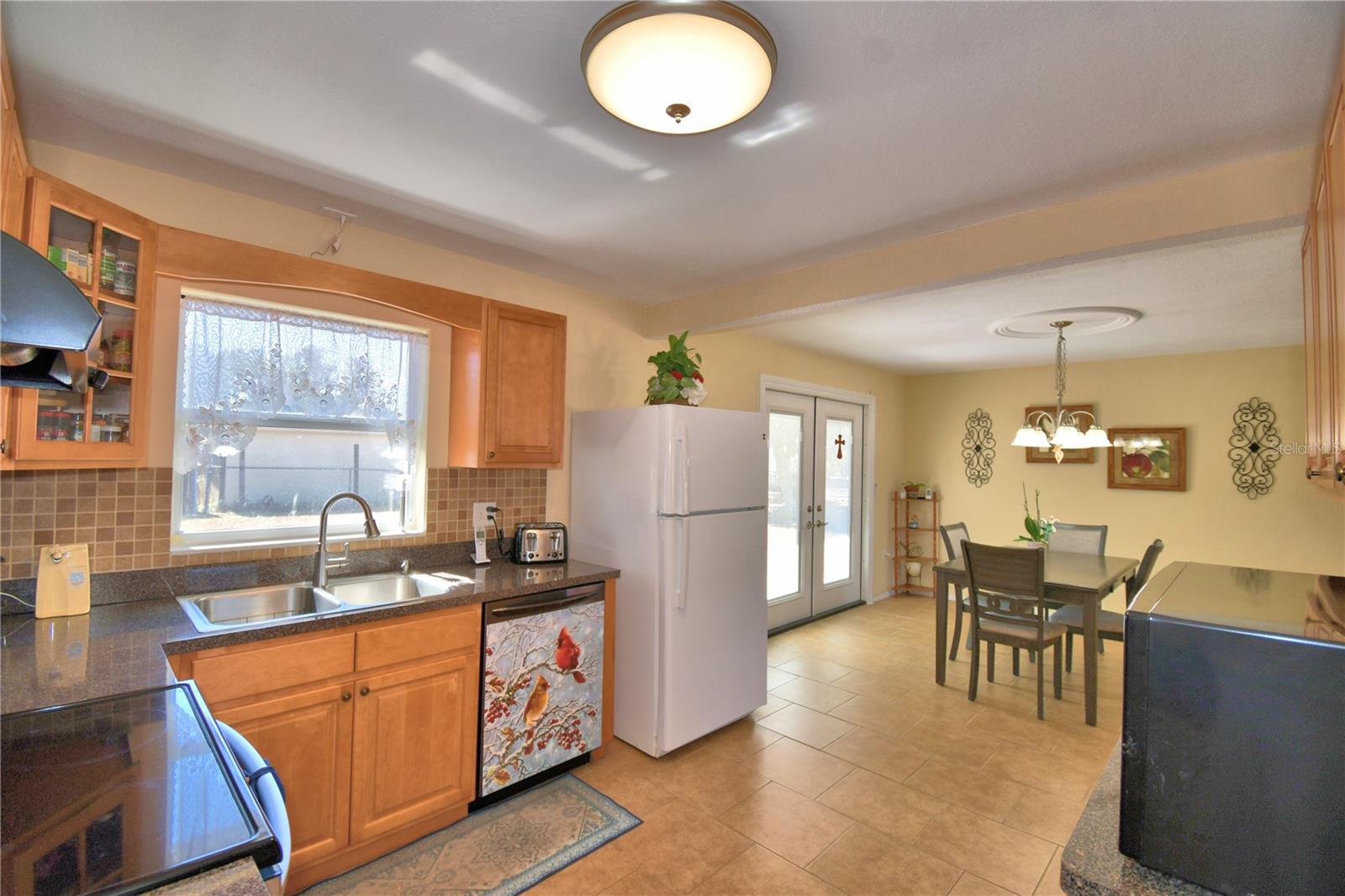 Image 21 of 61 For 2410 Central Avenue