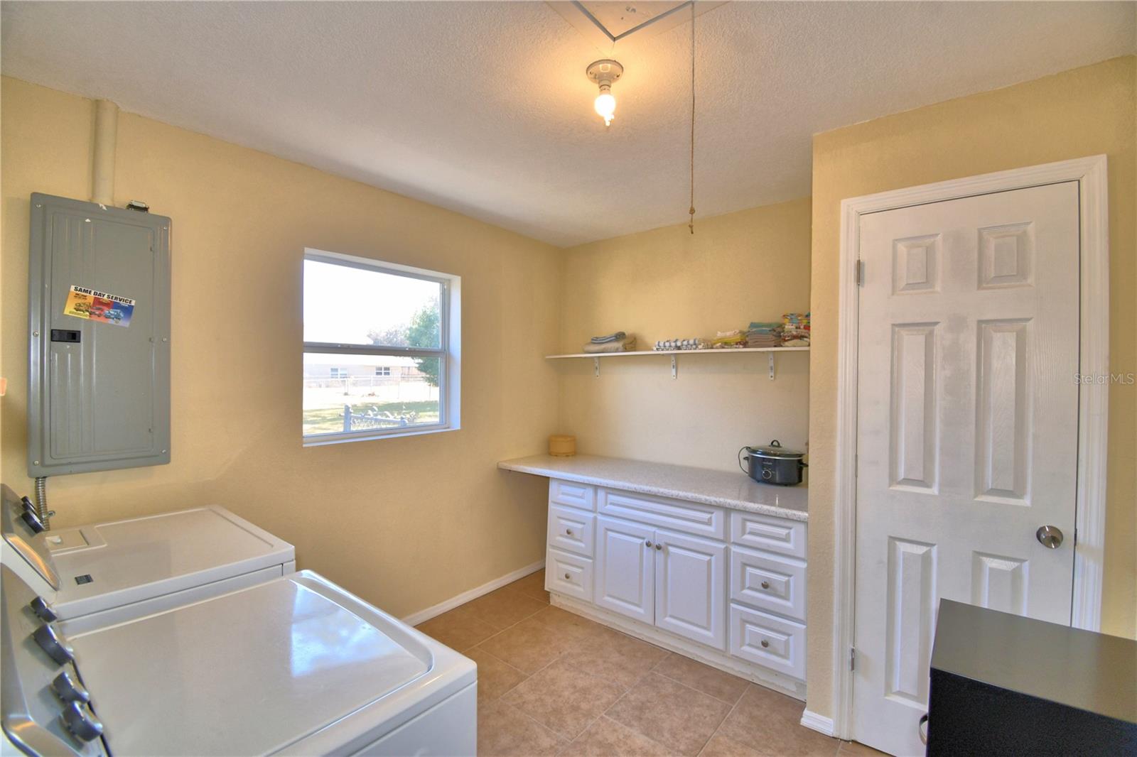 Image 26 of 61 For 2410 Central Avenue