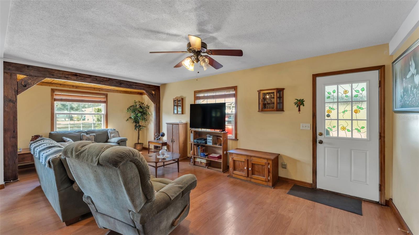 Image 10 of 39 For 2802 Canal Drive N