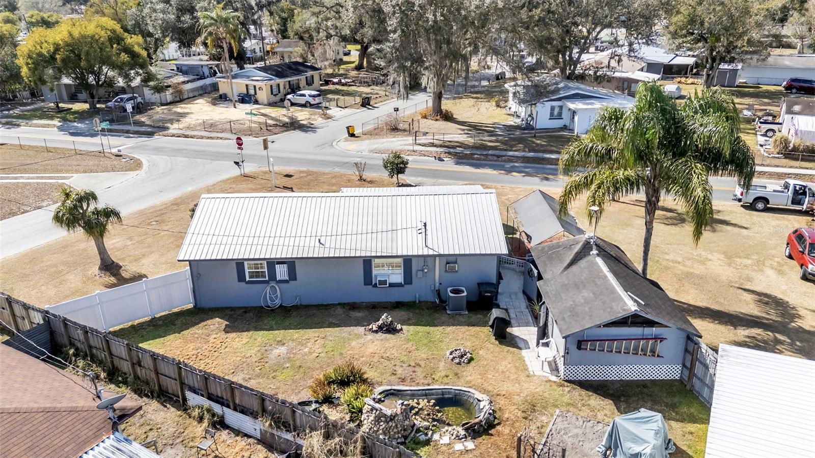 Image 22 of 39 For 2802 Canal Drive N