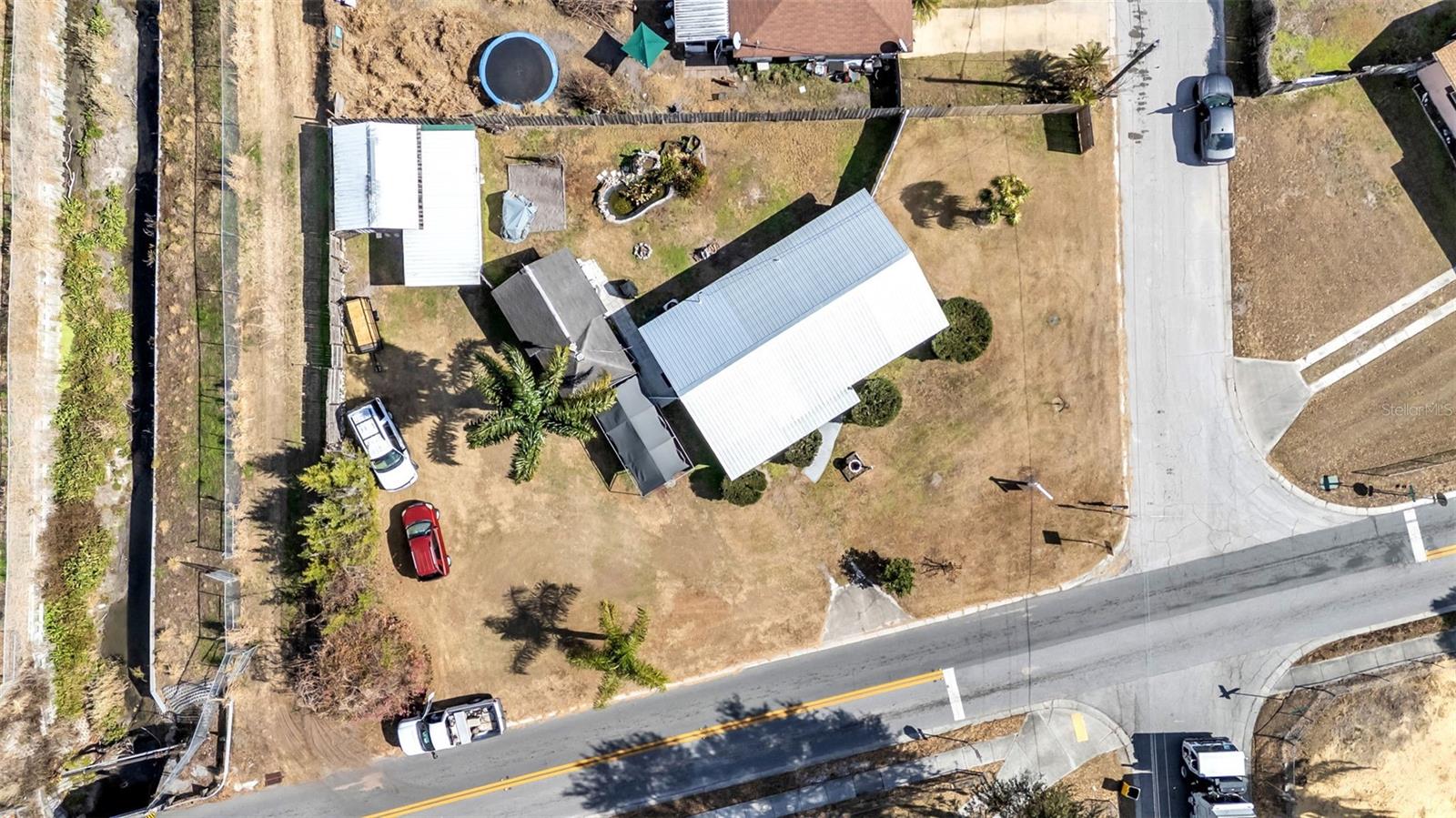 Image 27 of 39 For 2802 Canal Drive N