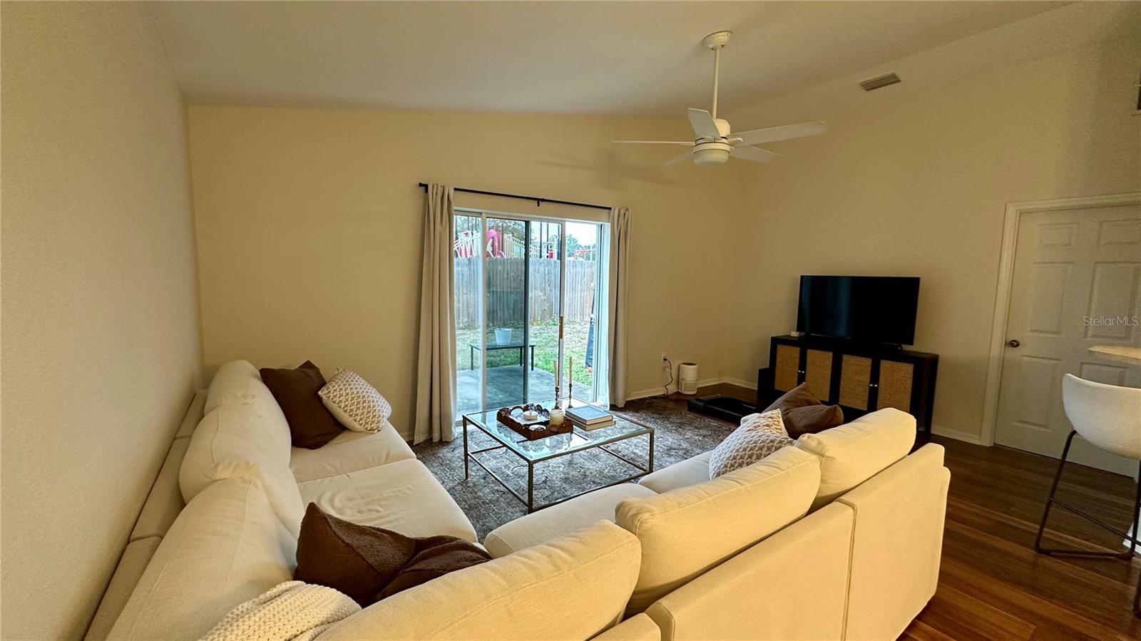 Image 10 of 21 For 906 5th Street