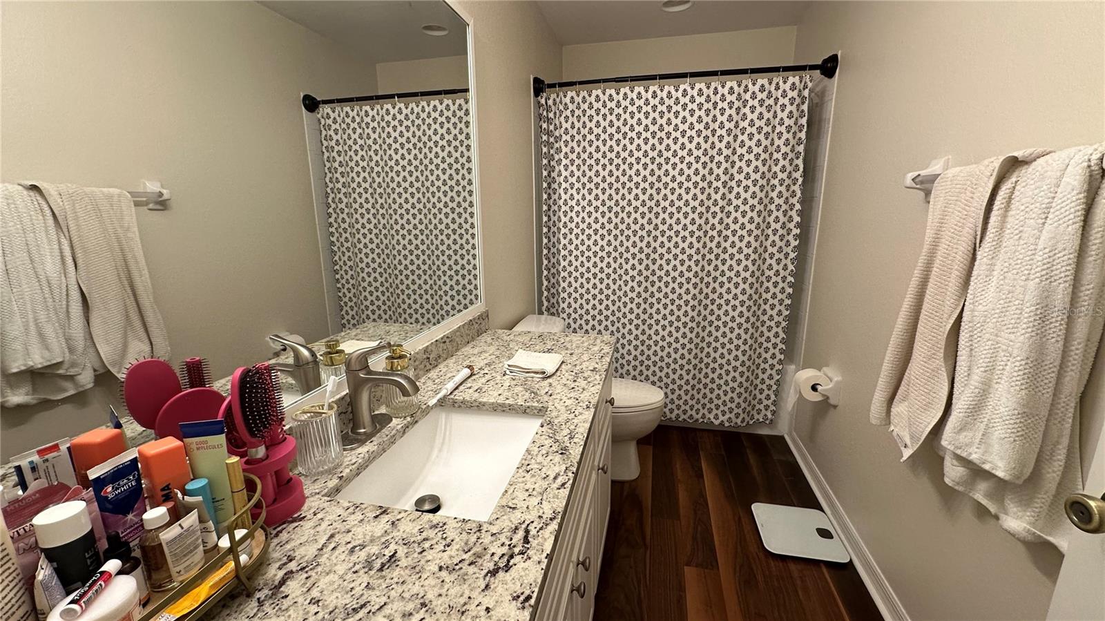 Image 13 of 21 For 906 5th Street