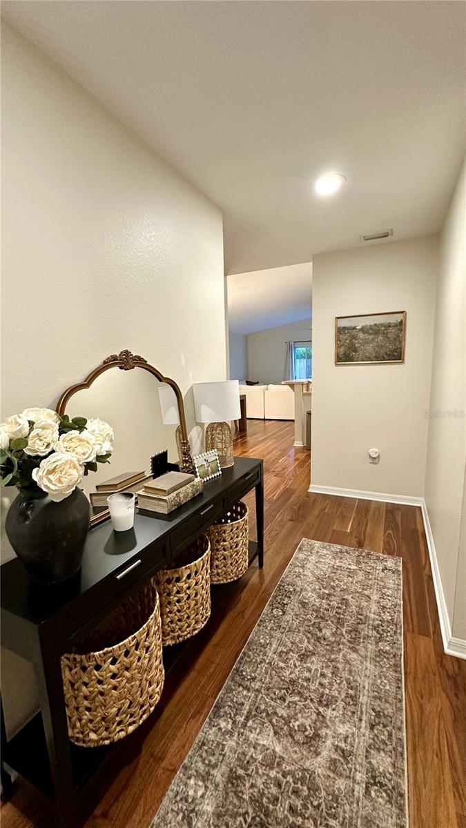 Image 3 of 21 For 906 5th Street