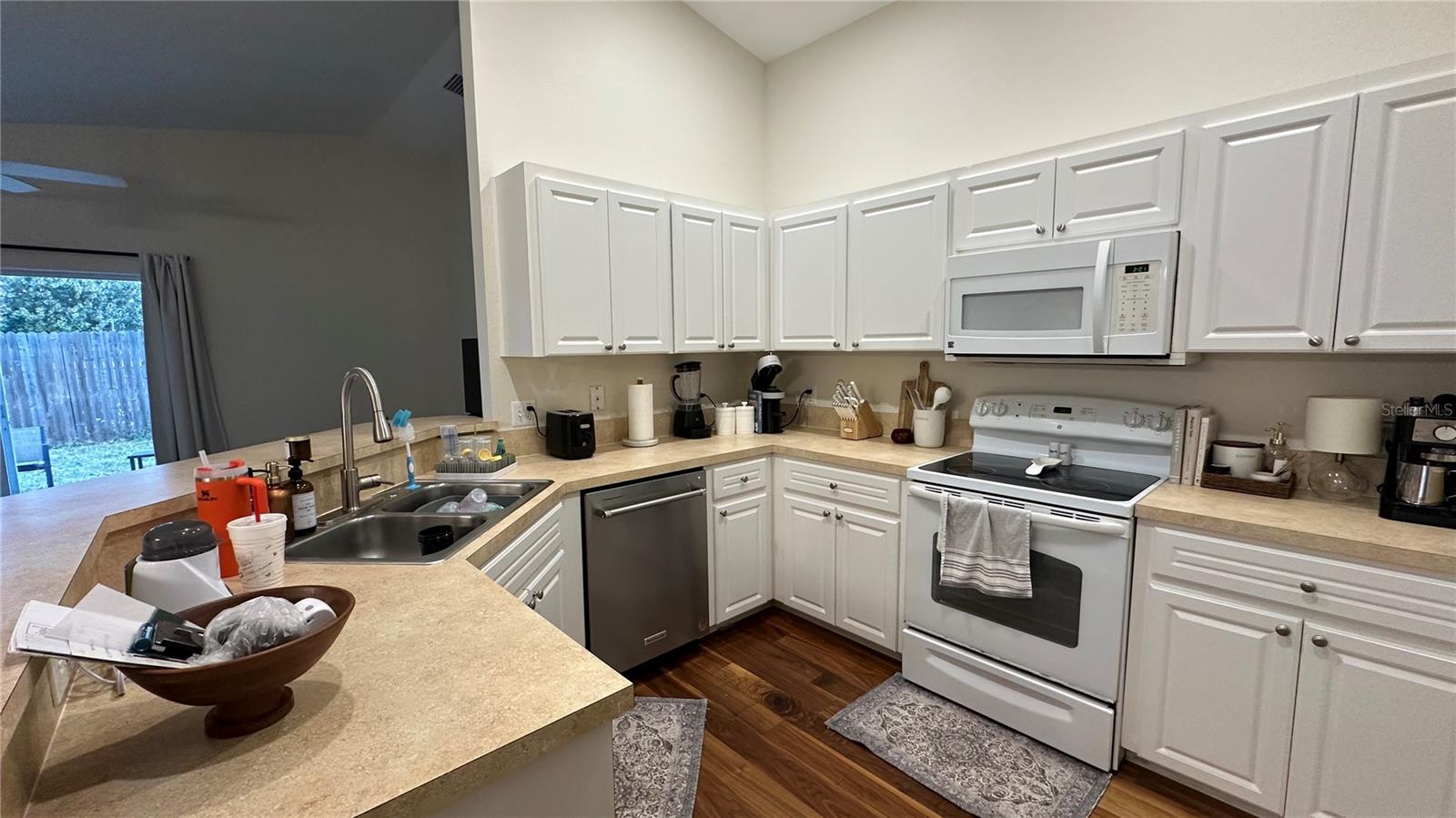 Image 8 of 21 For 906 5th Street