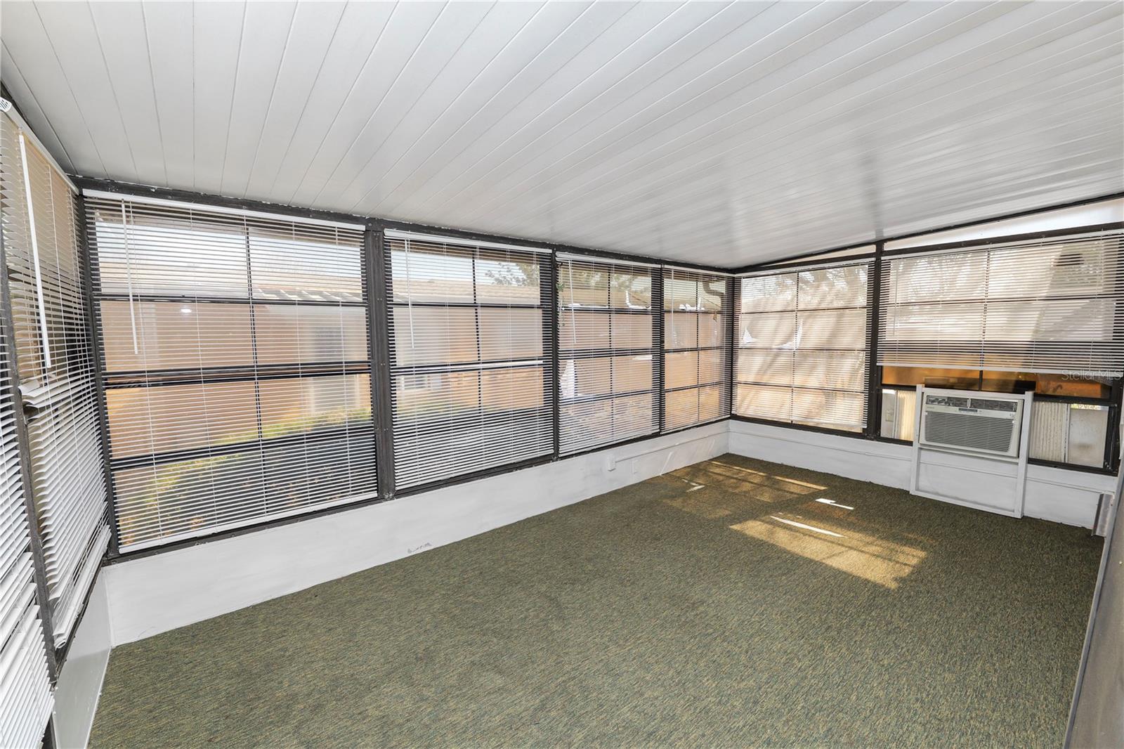 Image 11 of 47 For 1706 Fox Hill Drive