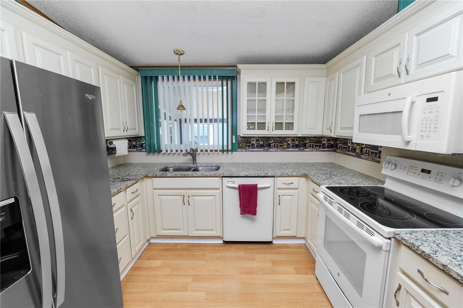 Image 16 of 47 For 1706 Fox Hill Drive