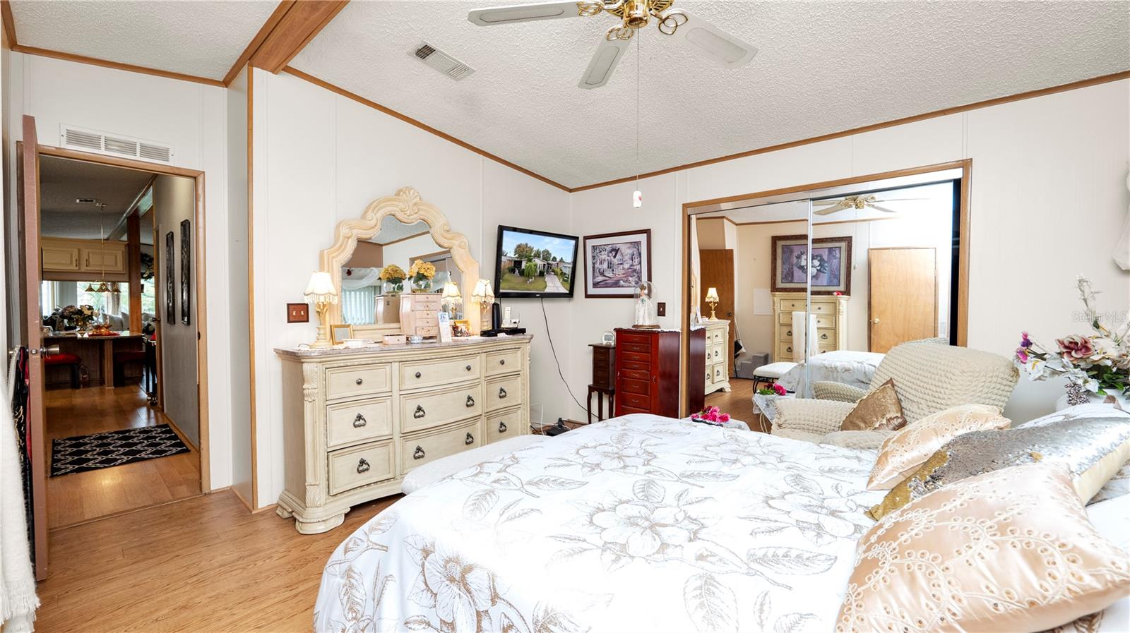 Image 21 of 47 For 1706 Fox Hill Drive