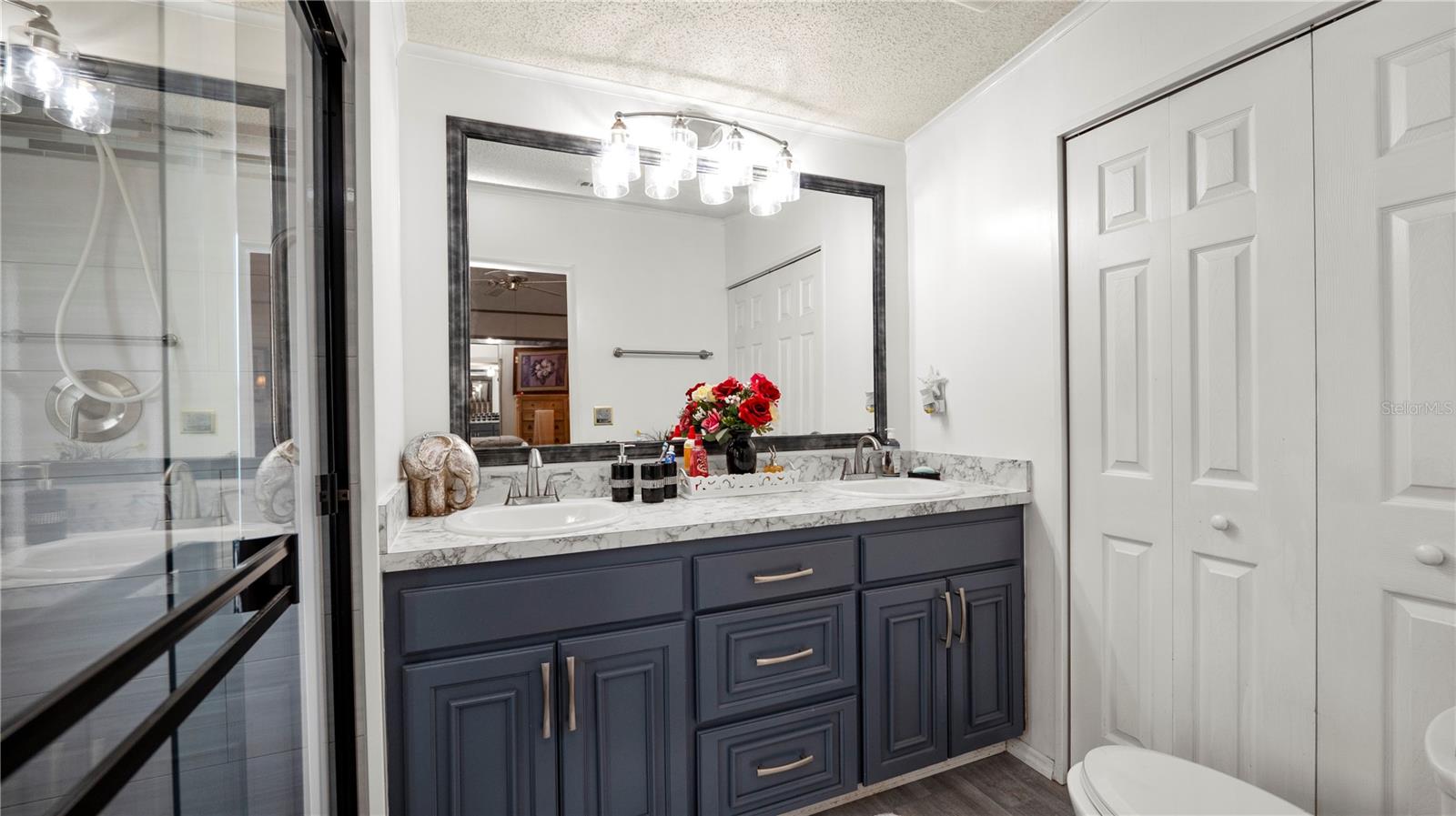 Image 26 of 47 For 1706 Fox Hill Drive