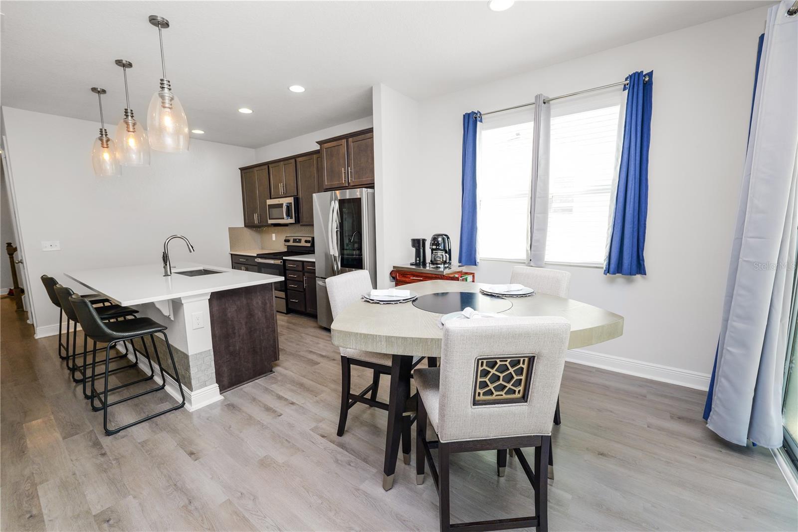 Image 13 of 64 For 280 Lake Smart Circle