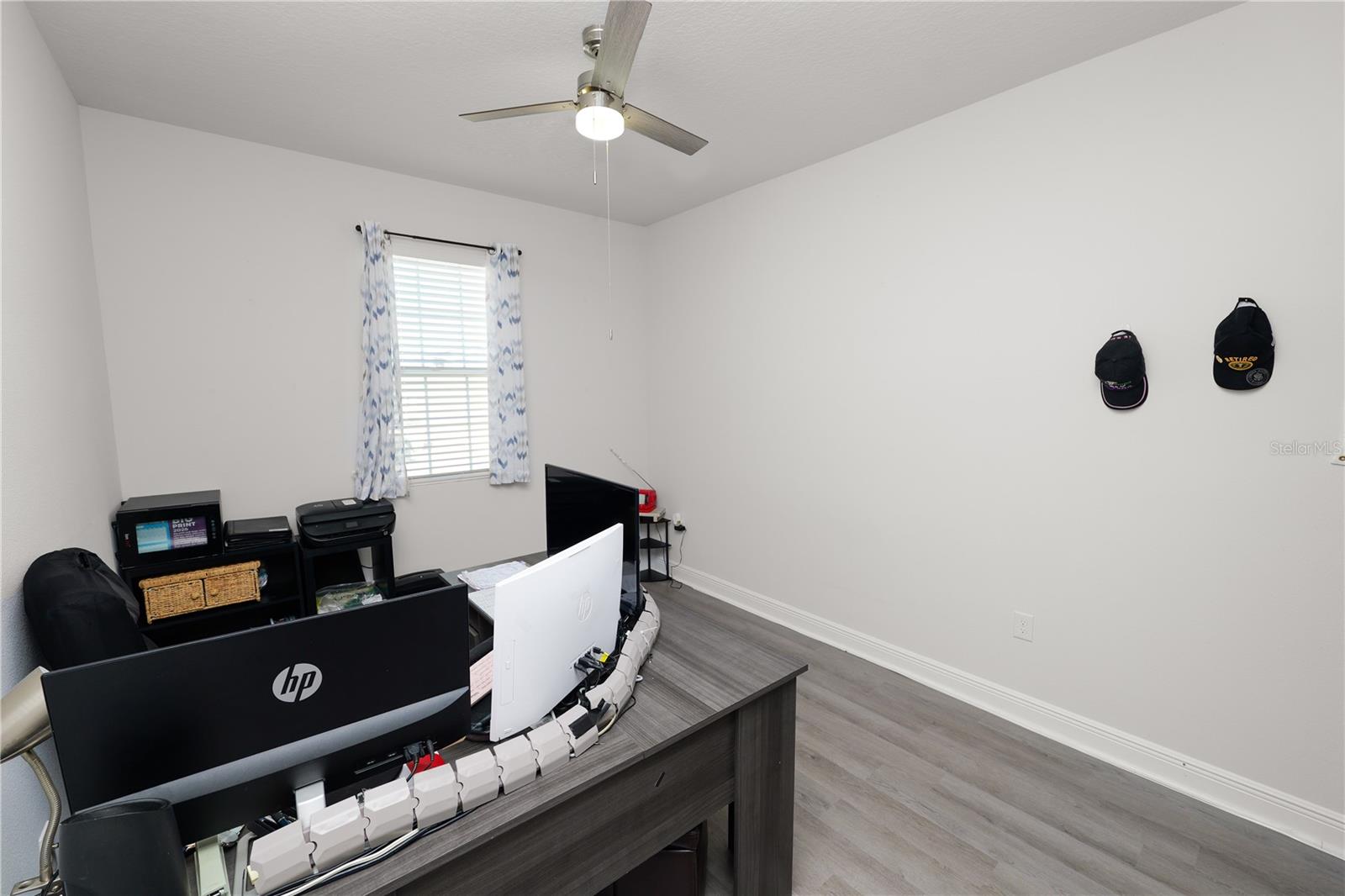 Image 5 of 64 For 280 Lake Smart Circle