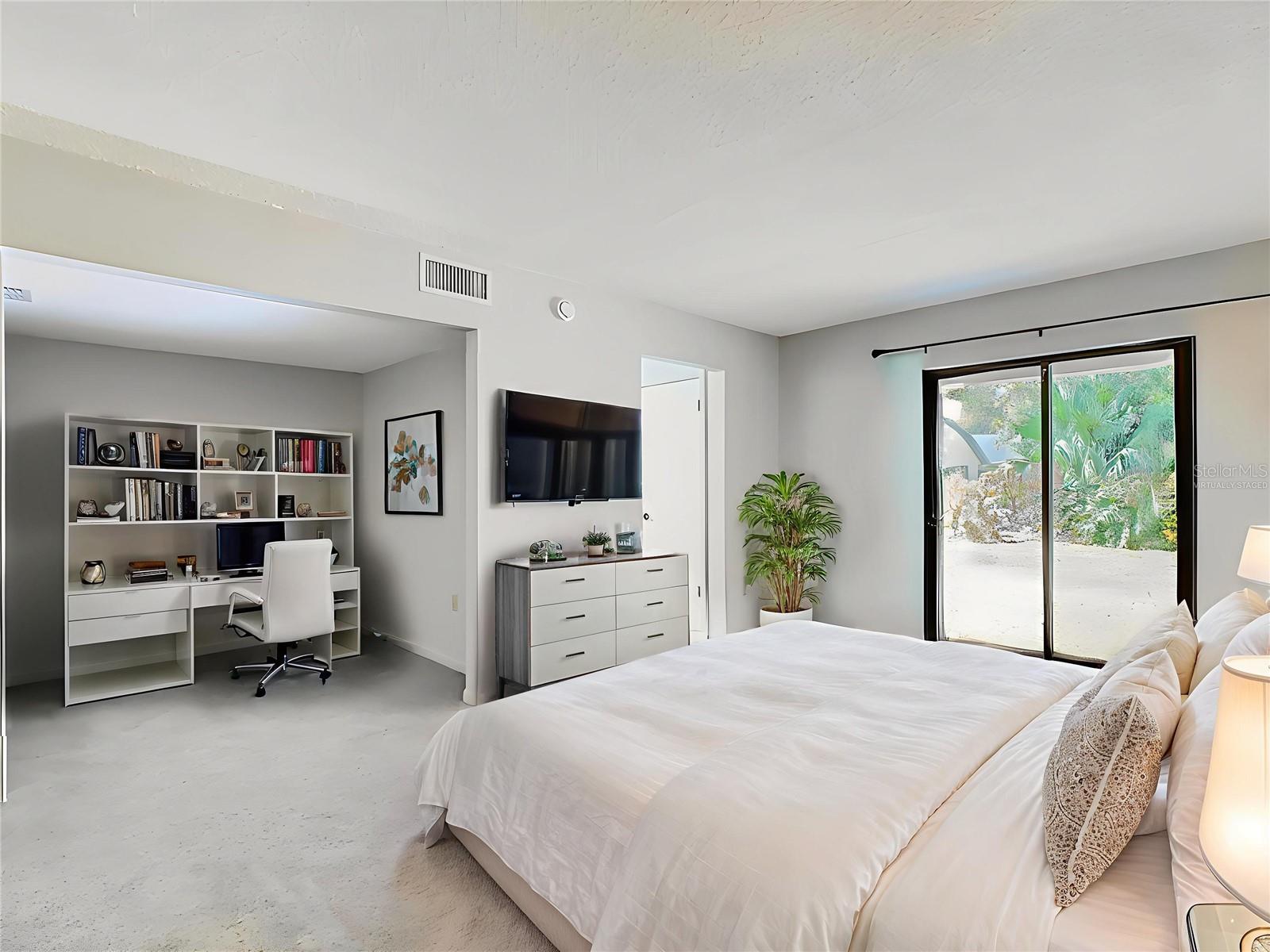 Image 15 of 35 For 1821 Village Court