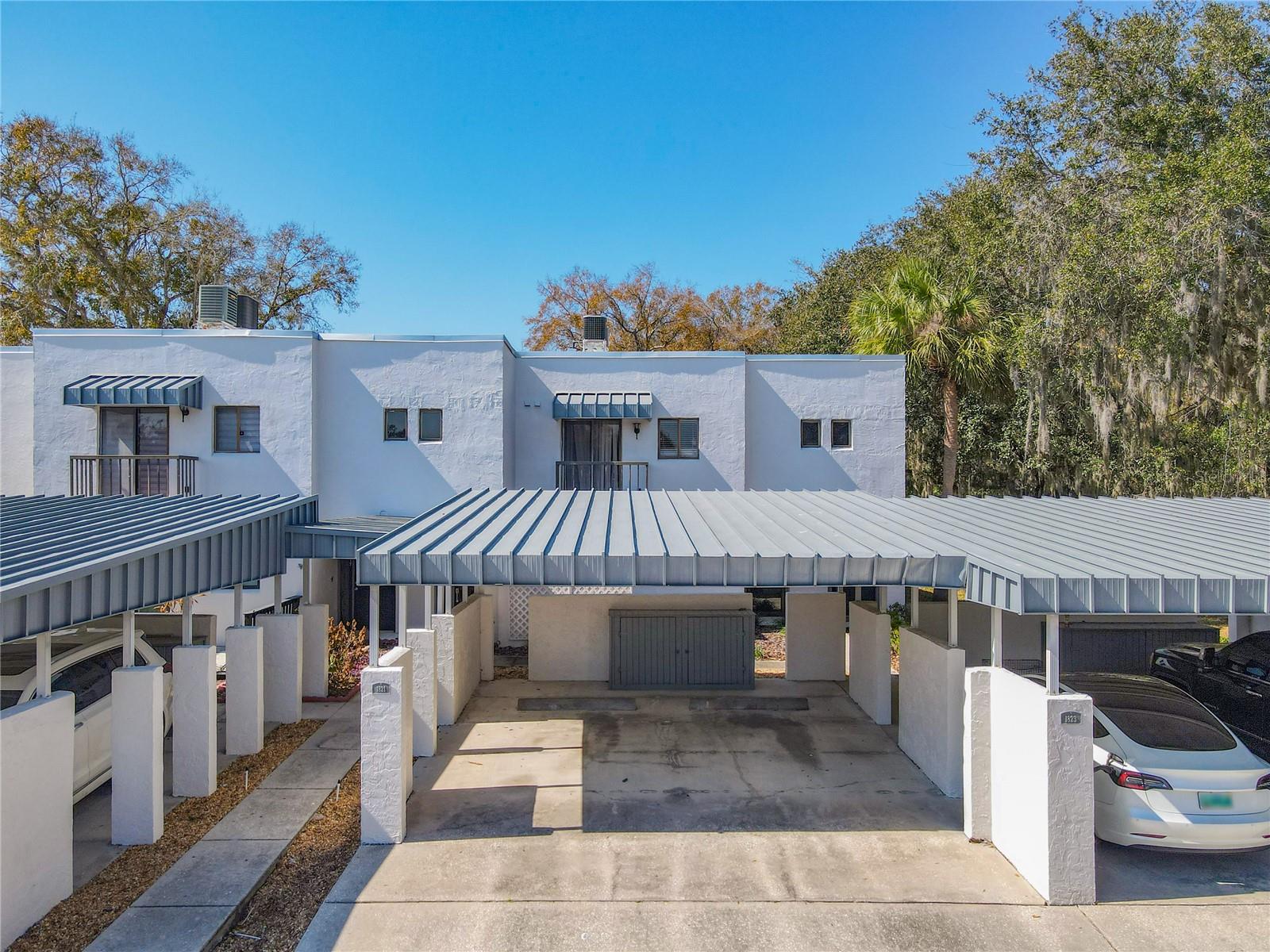 Image 29 of 35 For 1821 Village Court