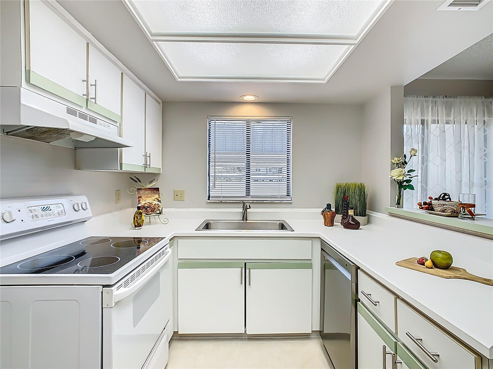 Image 5 of 35 For 1821 Village Court