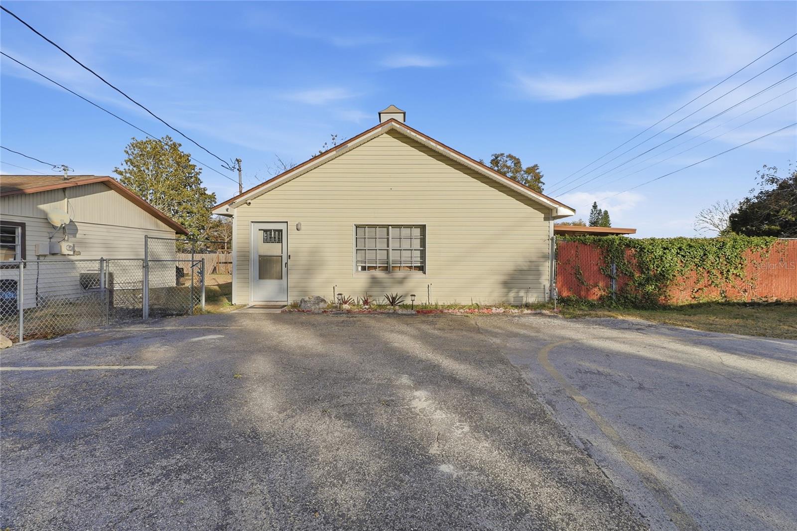 Image 2 of 33 For 11004 Martha Avenue