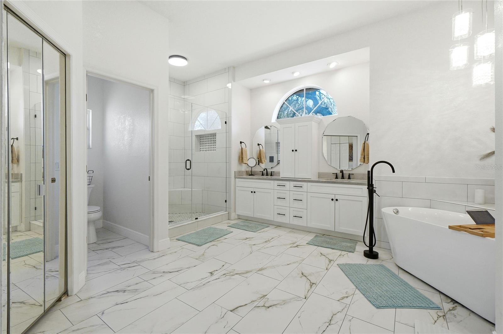 Listing photo id 15 for 7527 Folk Way