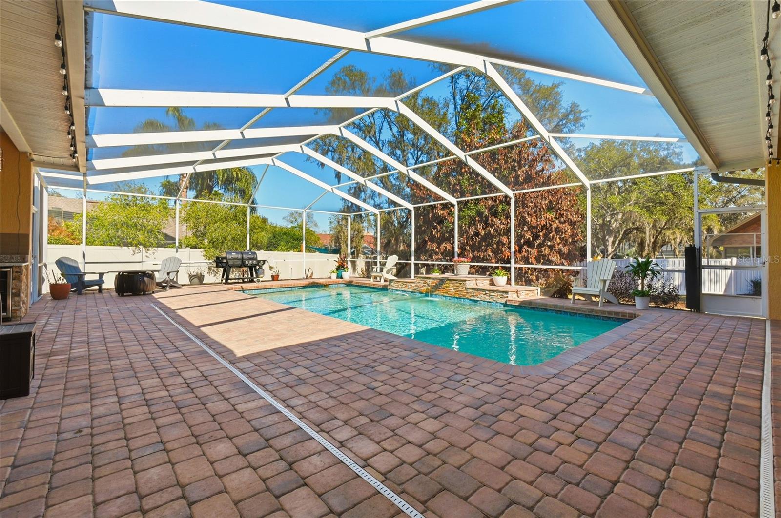 Listing photo id 26 for 7527 Folk Way