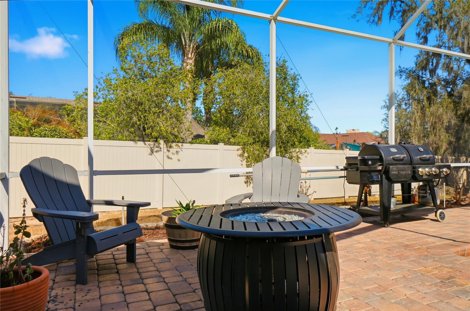 Listing photo id 31 for 7527 Folk Way