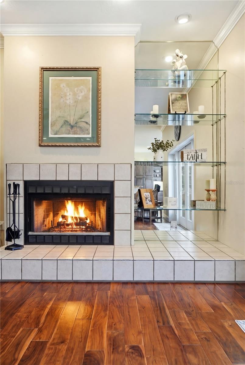 Listing photo id 4 for 7527 Folk Way